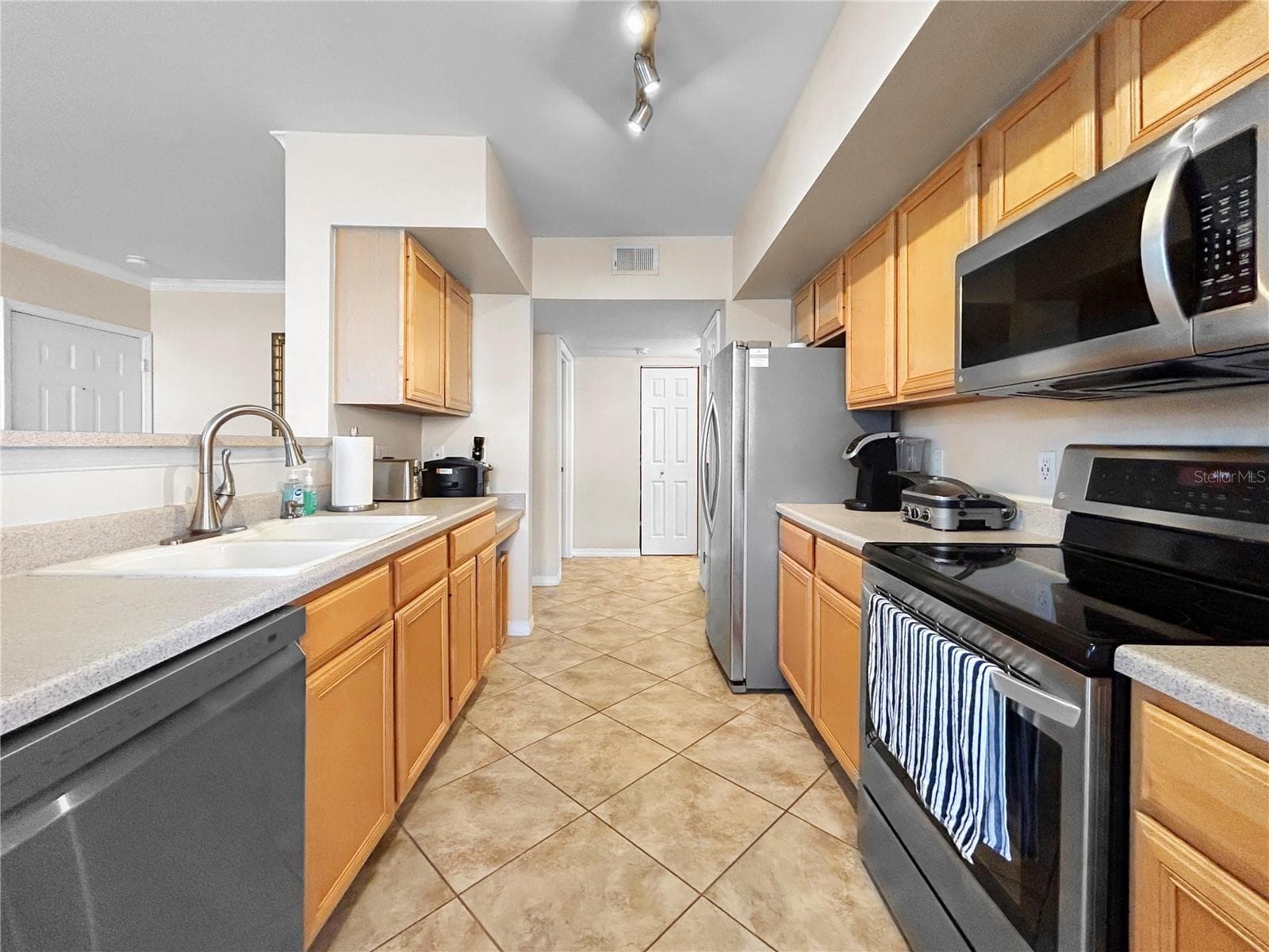 Condominium at 1025 VILLAGIO CIR #101, SARASOTA, photo 10 of 30