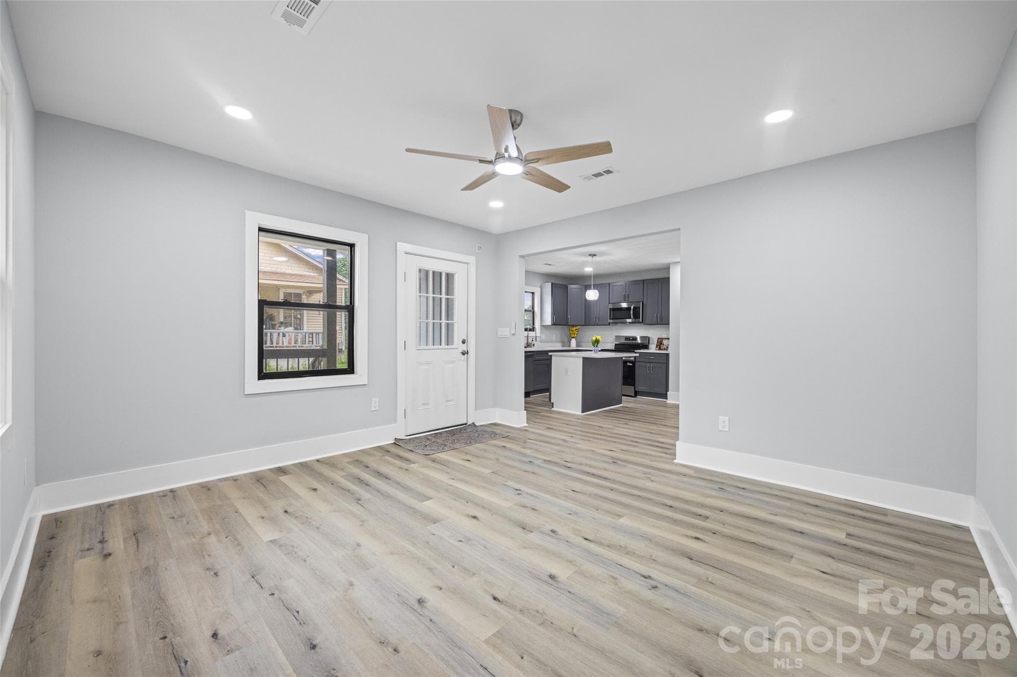 Single Family Residence at 712 Henry Avenue, Gastonia, photo 6 of 19