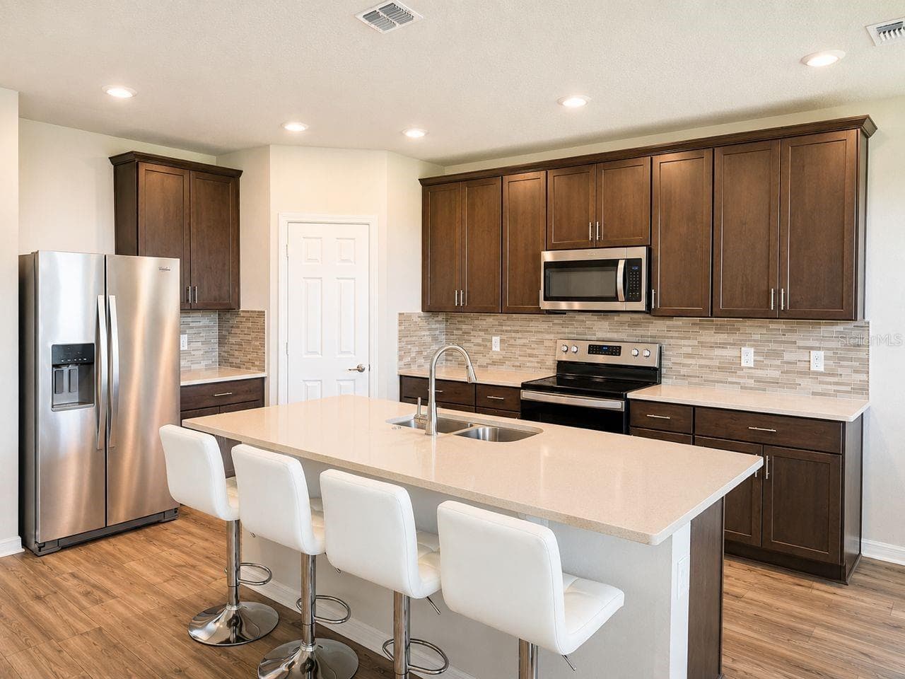 Single Family Residence at 196 TOWNS CIR, HAINES CITY, photo 3 of 15