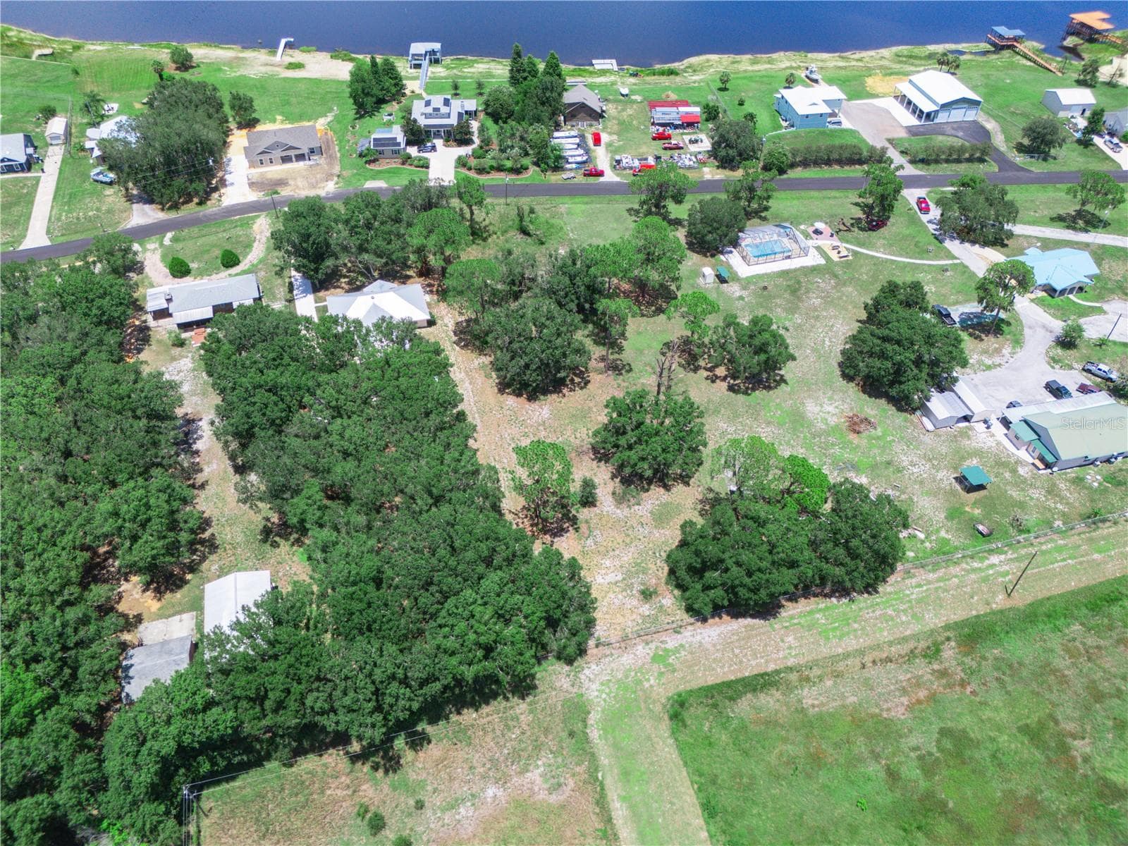 NICE TREES - 735 KEEN RD, FROSTPROOF