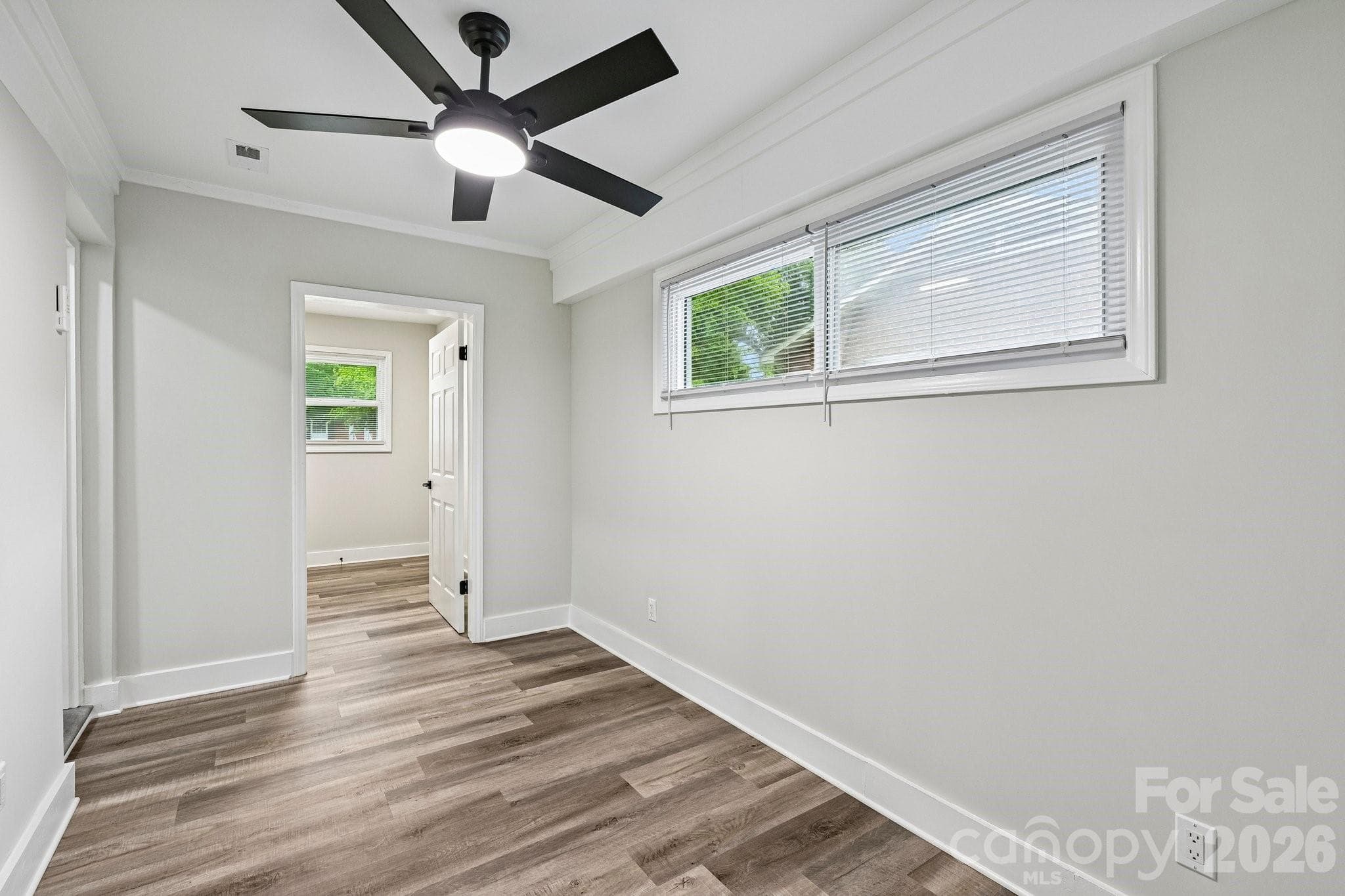 Single Family Residence at 4022 Southgate Drive, Charlotte, photo 23 of 42