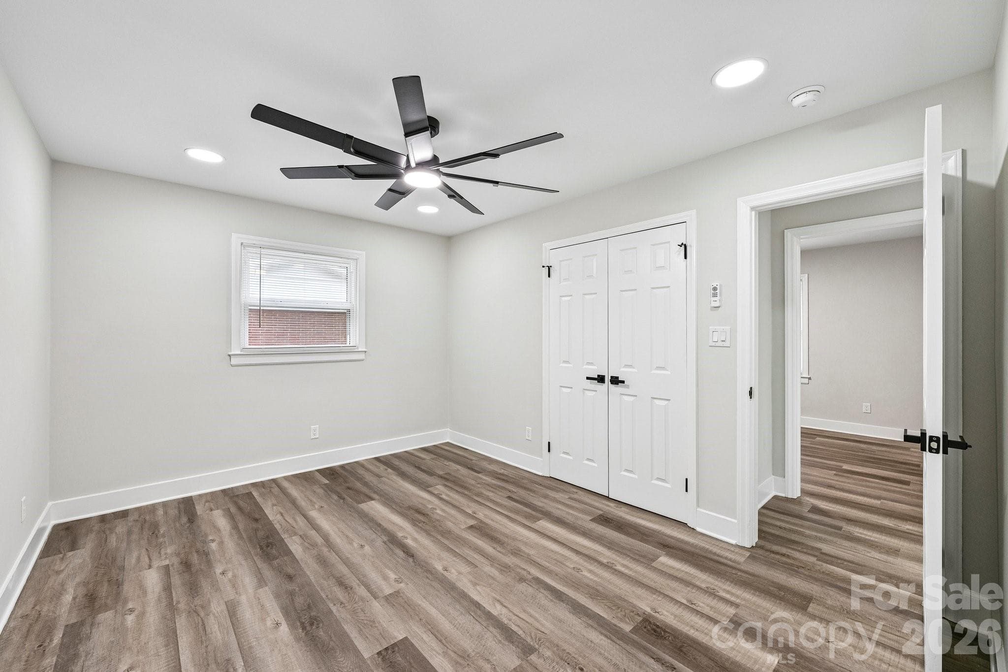 Single Family Residence at 4022 Southgate Drive, Charlotte, photo 33 of 42