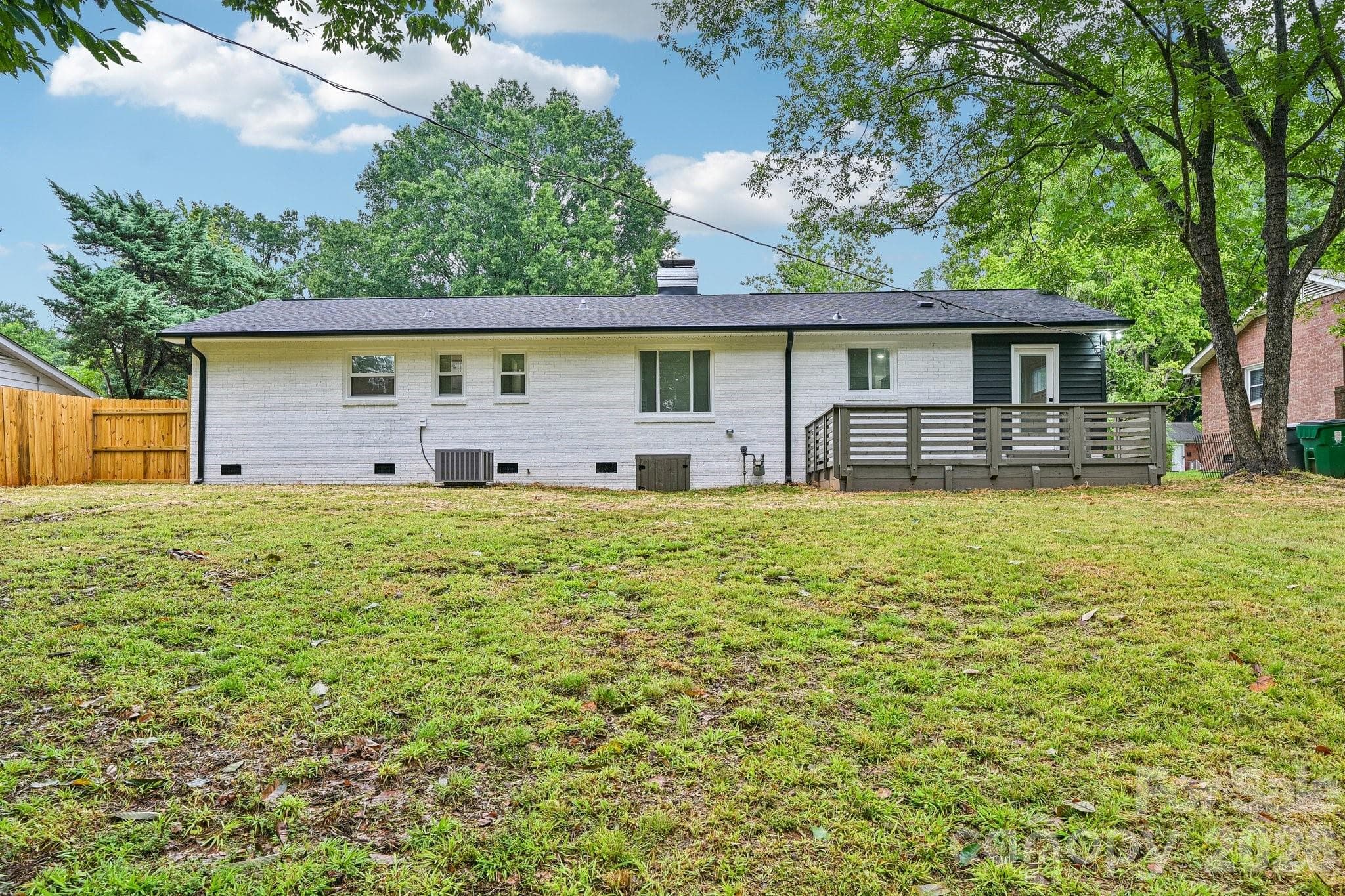 Single Family Residence at 4022 Southgate Drive, Charlotte, photo 37 of 42