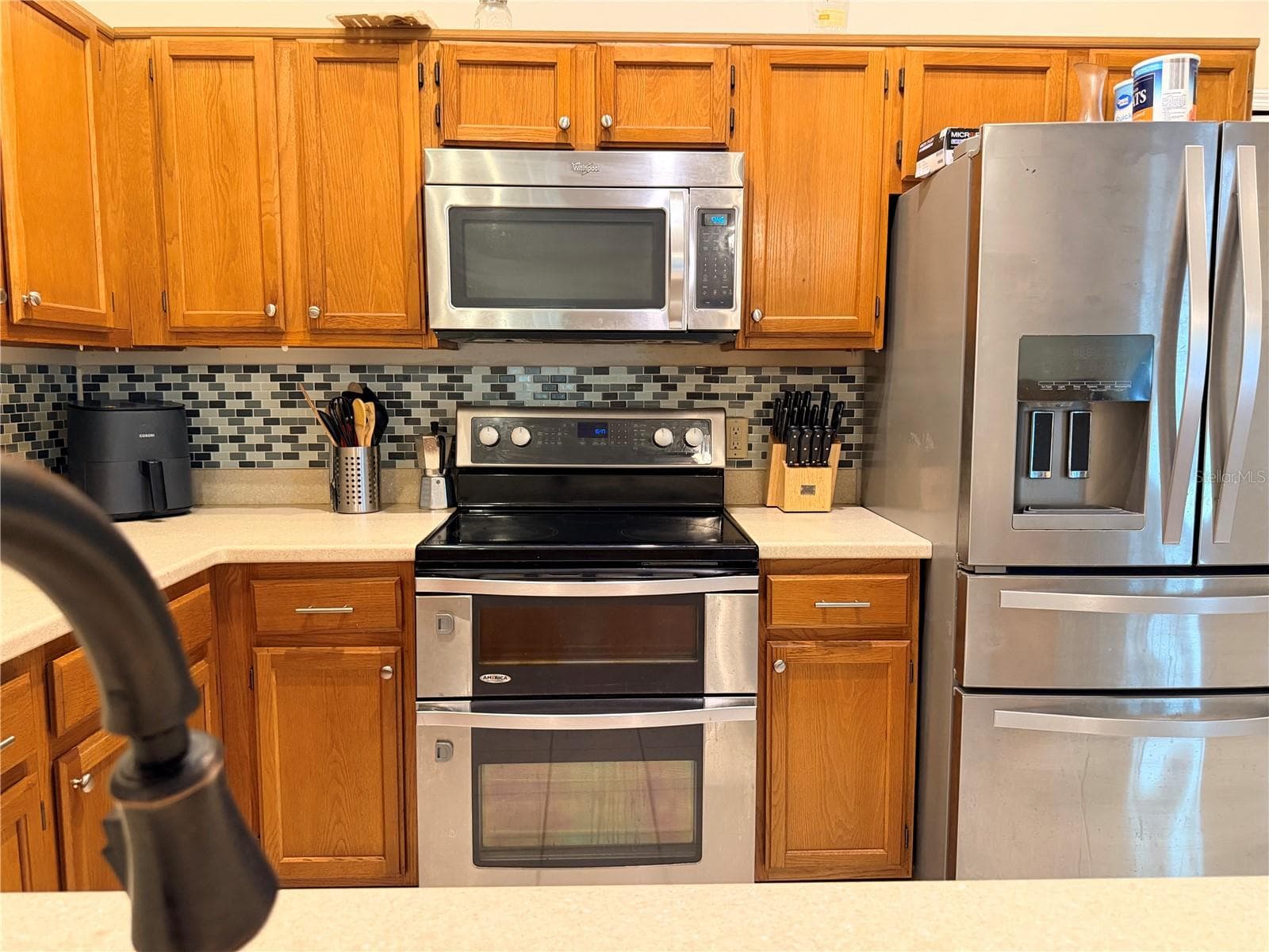Single Family Residence at 503 RAPID FALLS DR, BRANDON, photo 7 of 23