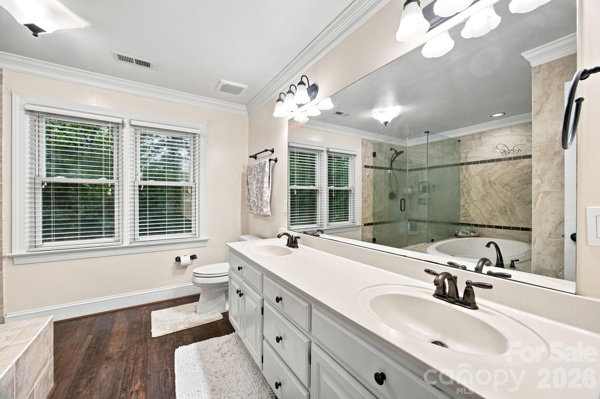 Single Family Residence at 115 Valley Glen Drive, Waxhaw, photo 3 of 40