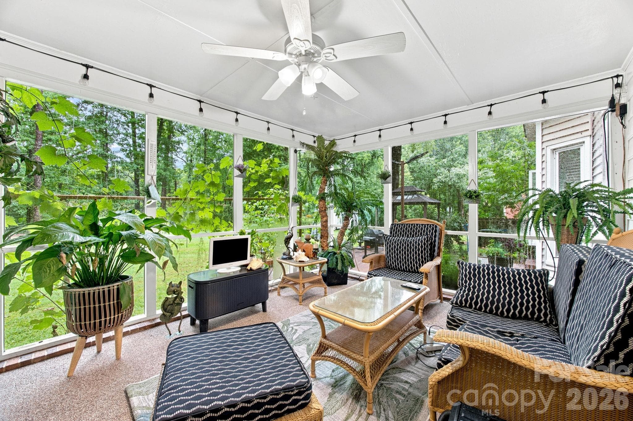 Single Family Residence at 115 Valley Glen Drive, Waxhaw, photo 28 of 40