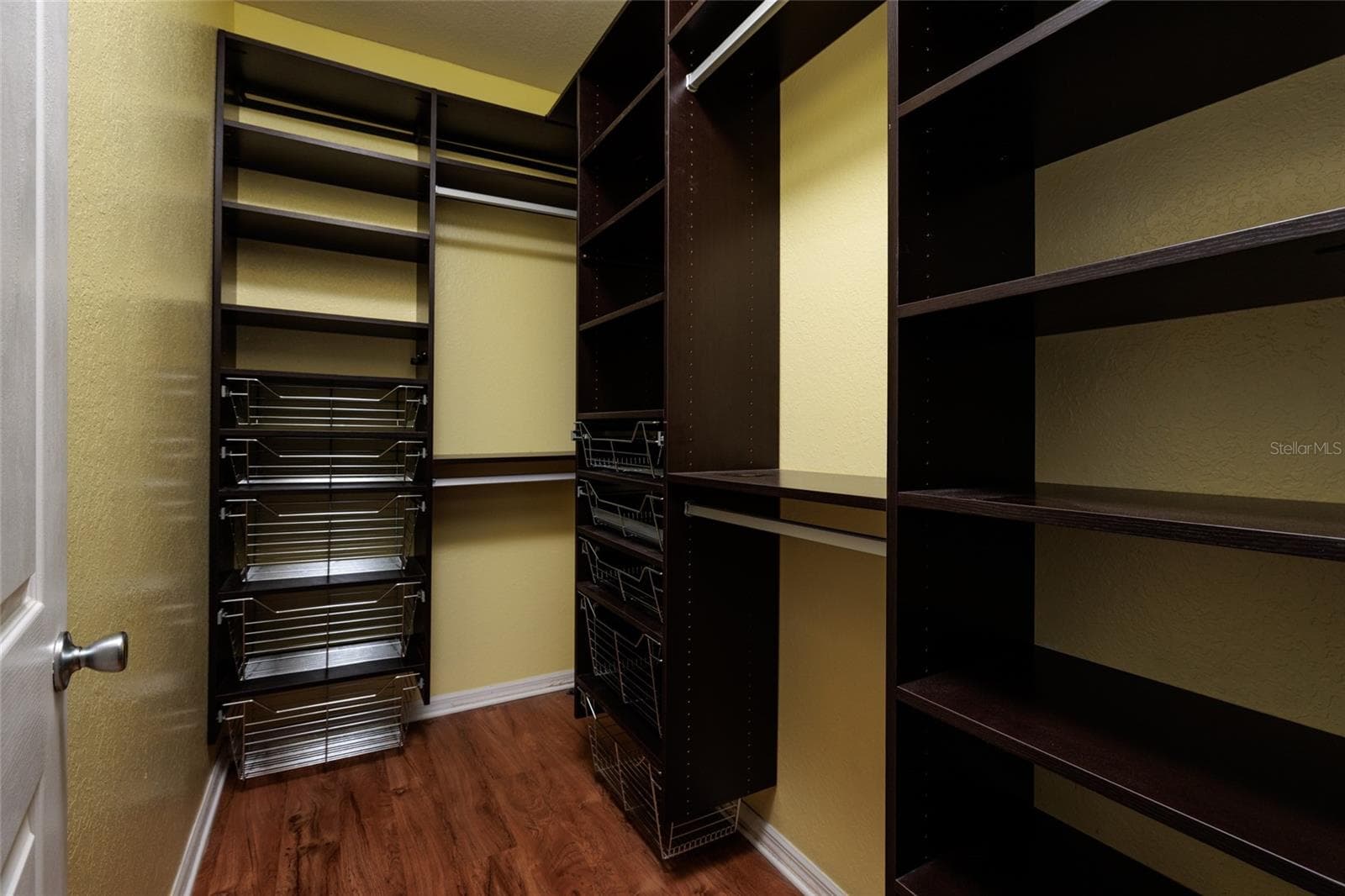 Walk in Closet - 5000 CULBREATH KEY WAY #4-105, TAMPA