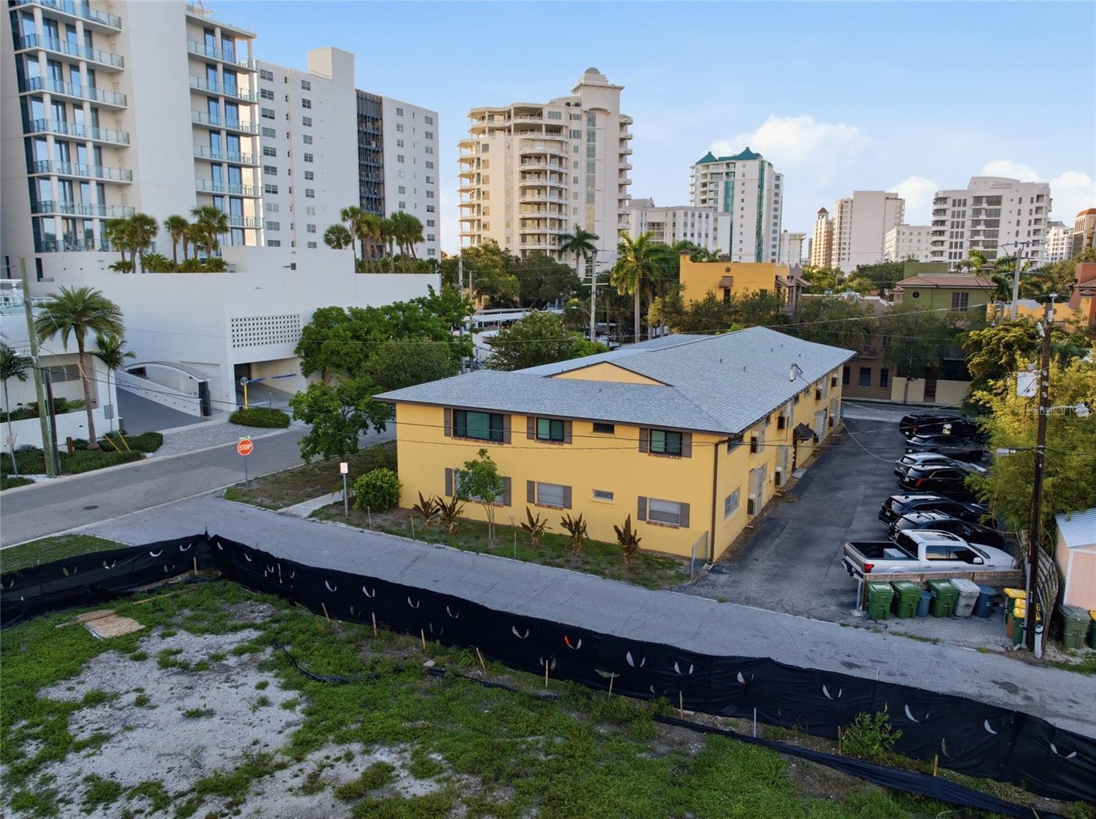 Condominium at 615 S PALM AVE #10, SARASOTA, photo 3 of 36