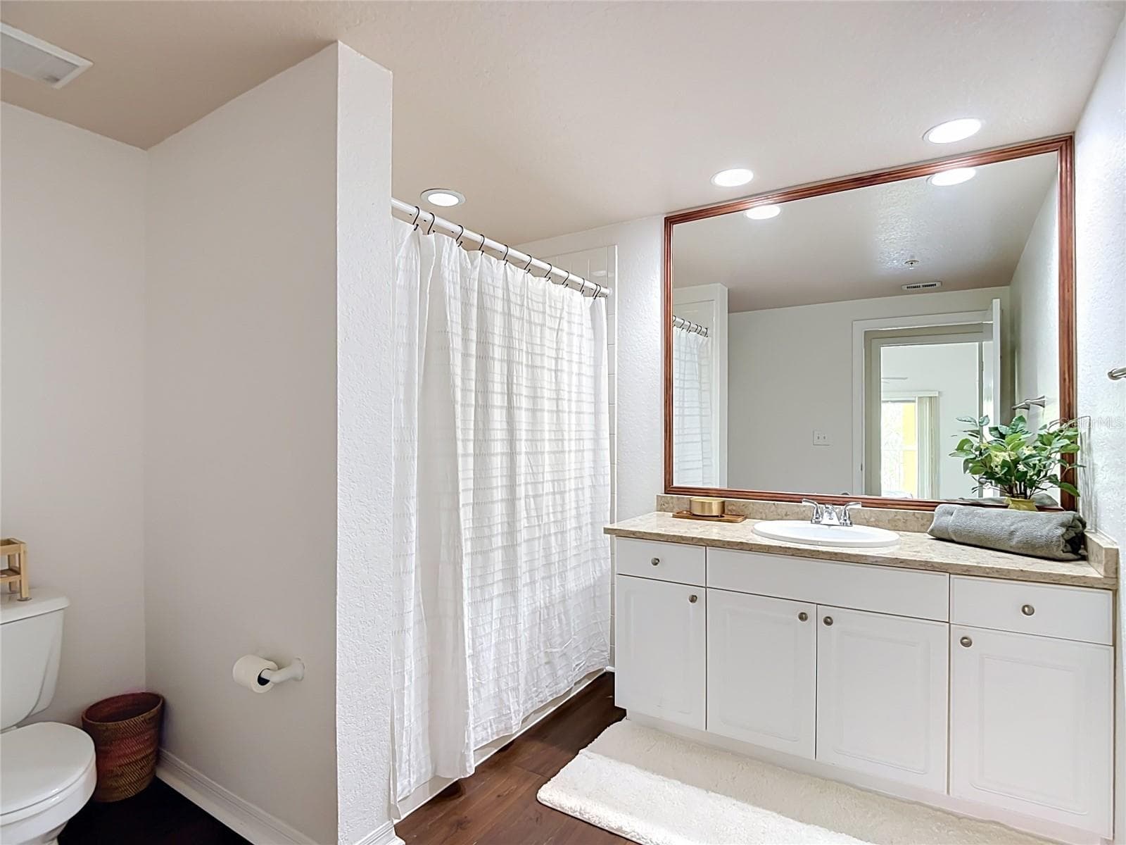 Primary Bath - 501 S MOODY AVE #1139B, TAMPA