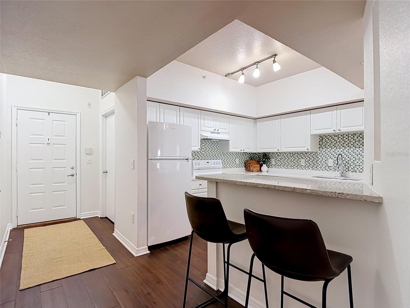 Condominium at 501 S MOODY AVE #1139B, TAMPA, photo 3 of 22