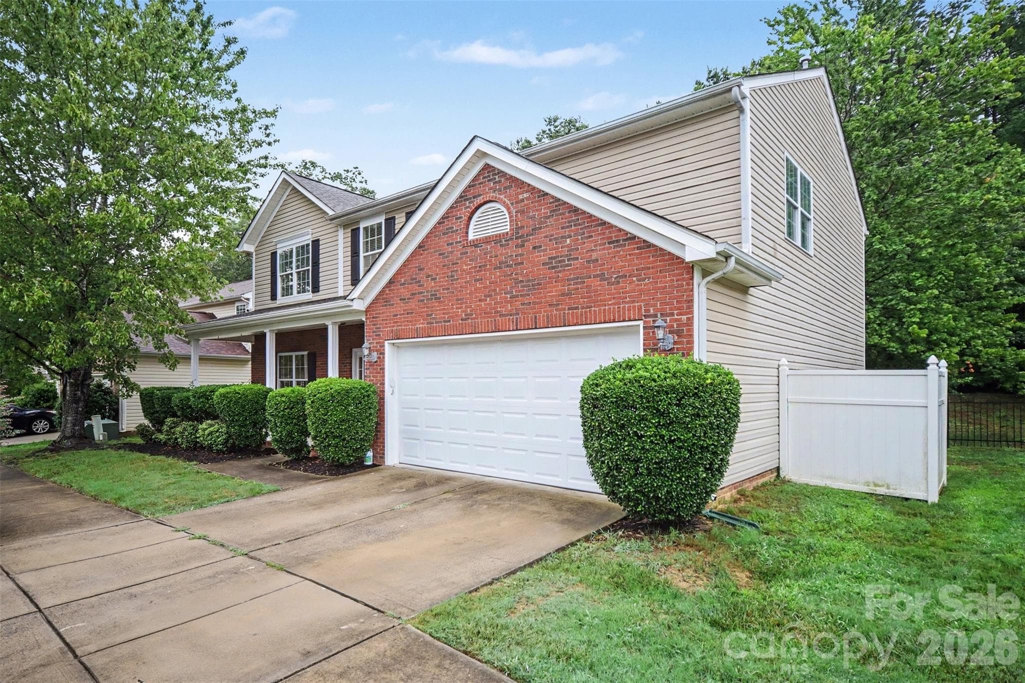 Single Family Residence at 2006 Cornflower Lane, Indian Trail, photo 4 of 39