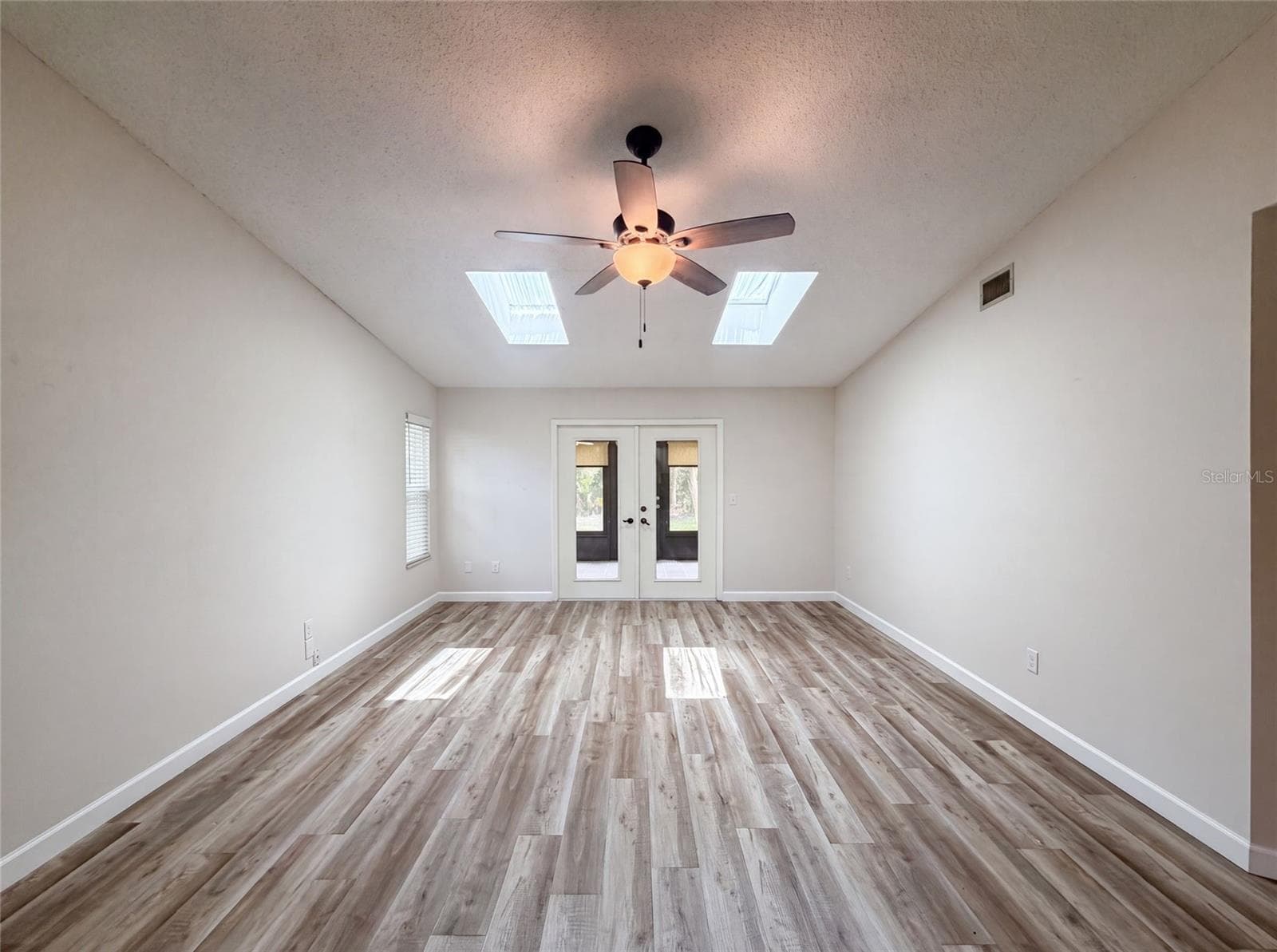 Townhouse at 228 BOB WHITE CT #2280, DAYTONA BEACH, photo 3 of 18