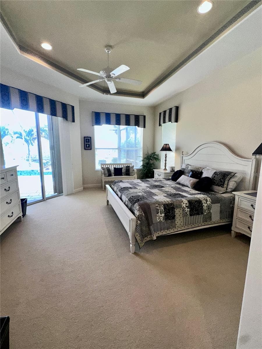 Single Family Residence at 194 MONTELLUNA DR, NORTH VENICE, photo 34 of 91