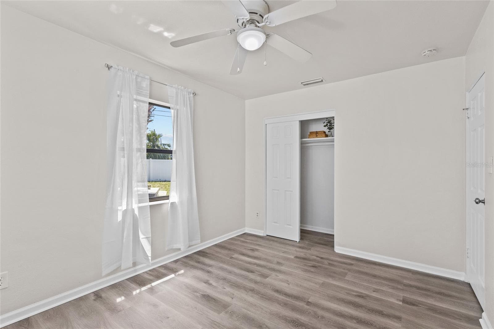 Single Family Residence at 1200 63RD AVE N, ST PETERSBURG, photo 22 of 35