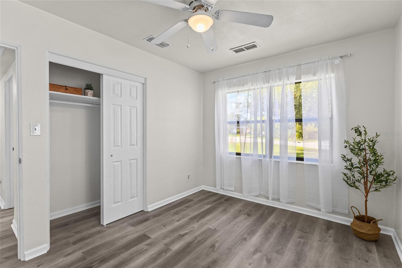Single Family Residence at 1200 63RD AVE N, ST PETERSBURG, photo 23 of 35