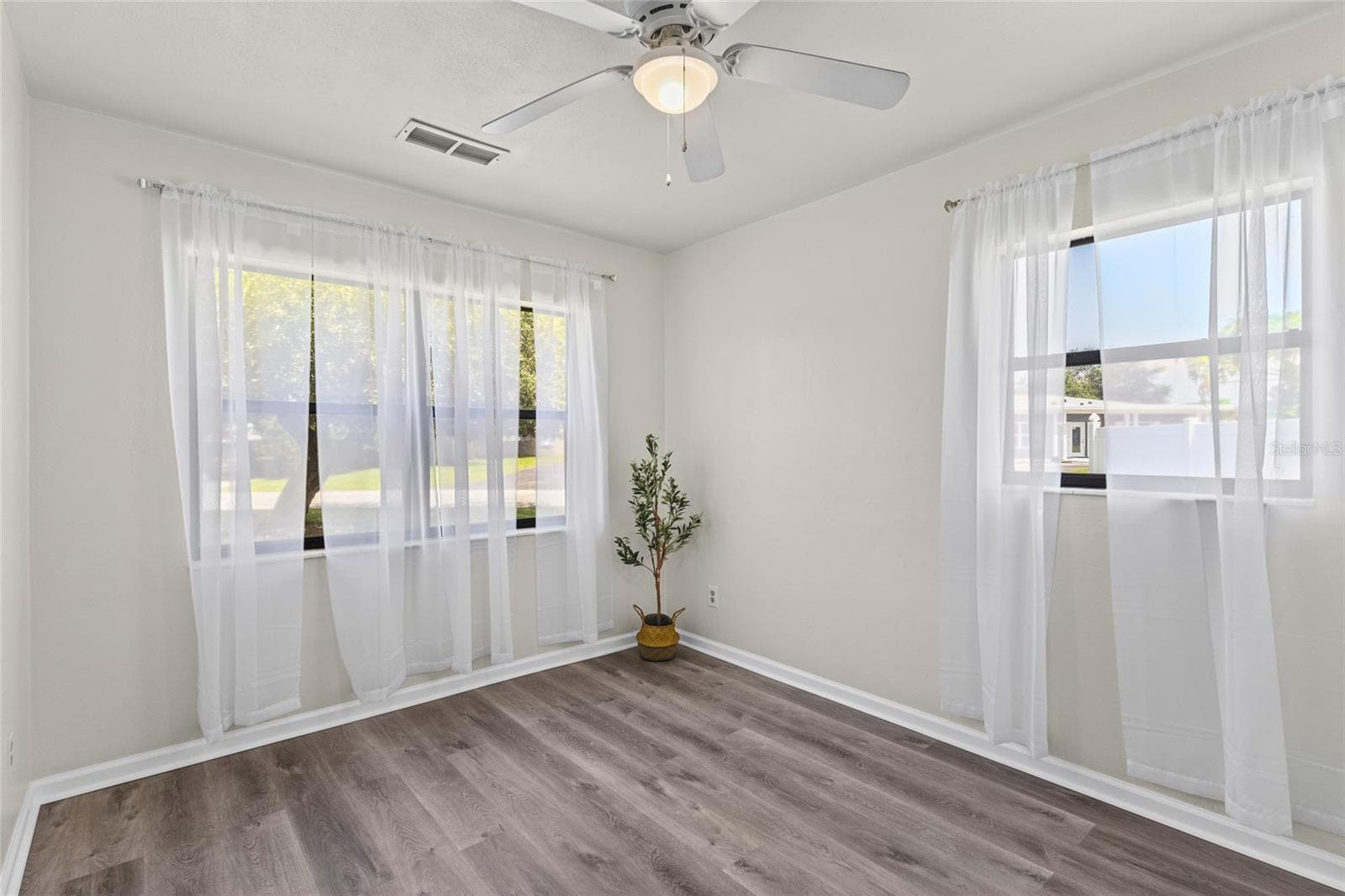 Single Family Residence at 1200 63RD AVE N, ST PETERSBURG, photo 24 of 35