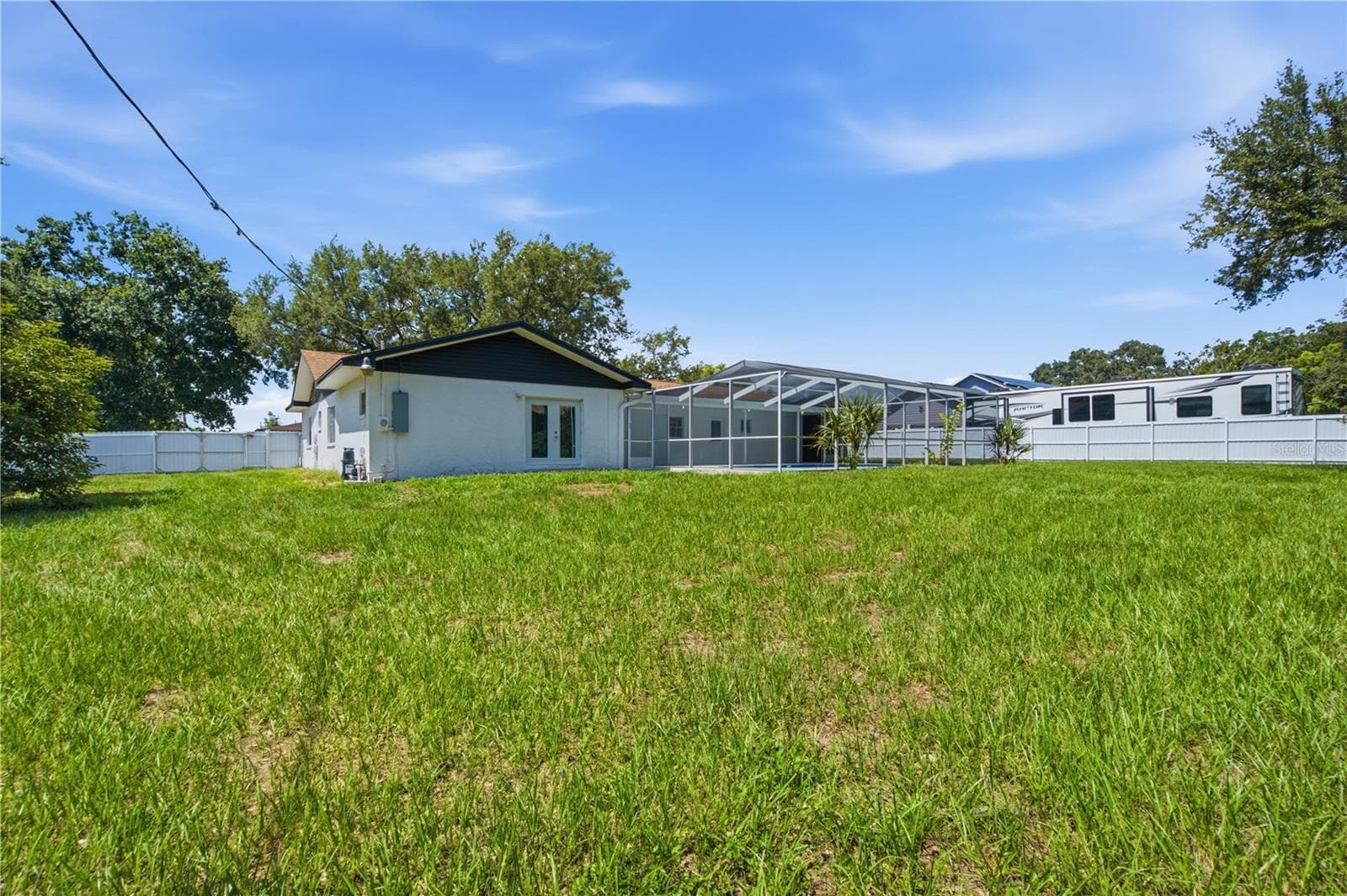 Single Family Residence at 604 ROYAL CREST DR, BRANDON, photo 47 of 55