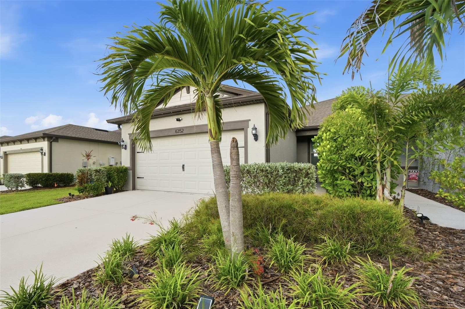 6352 MOORING LINE CIR