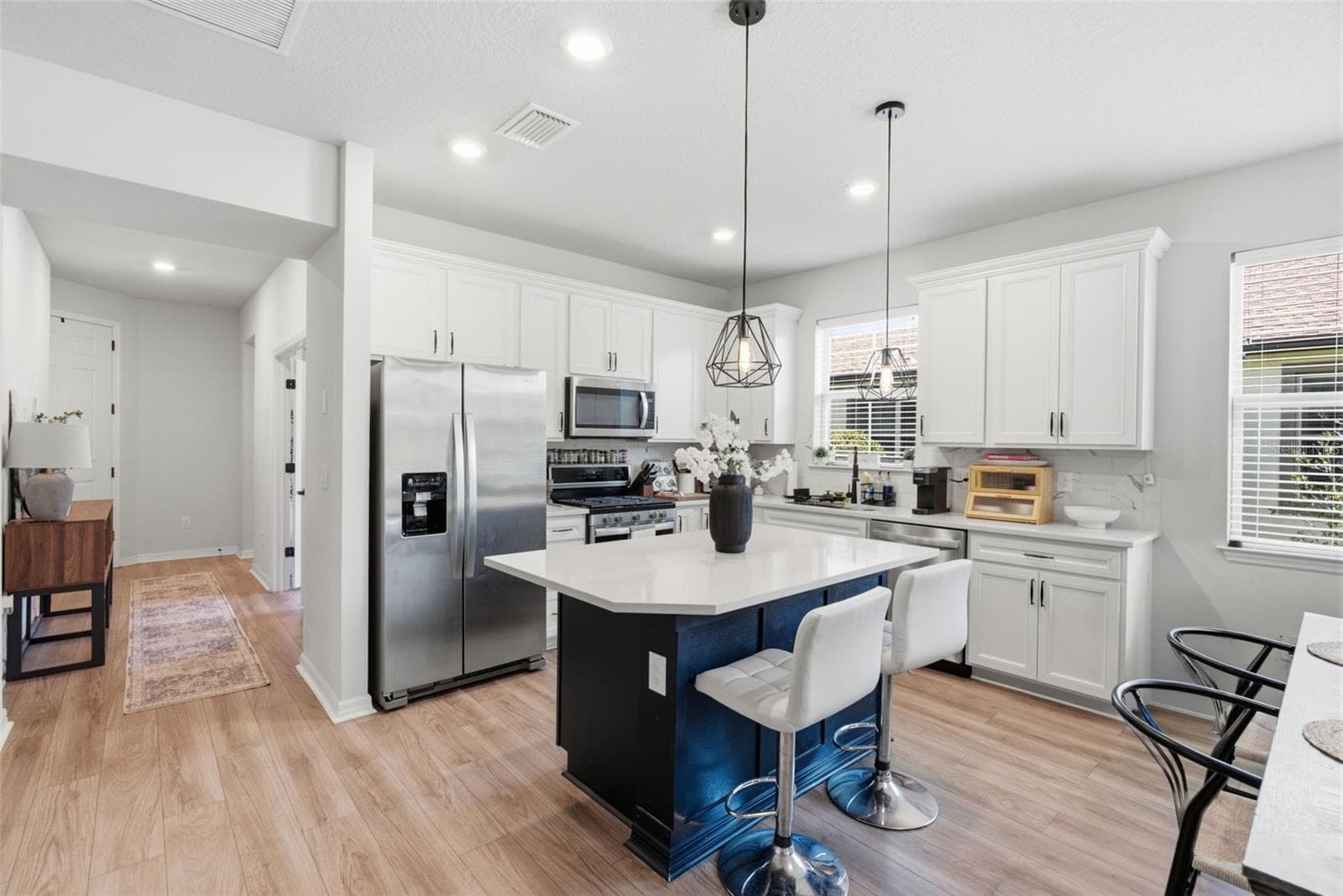 Villa at 6352 MOORING LINE CIR, APOLLO BEACH, photo 17 of 50