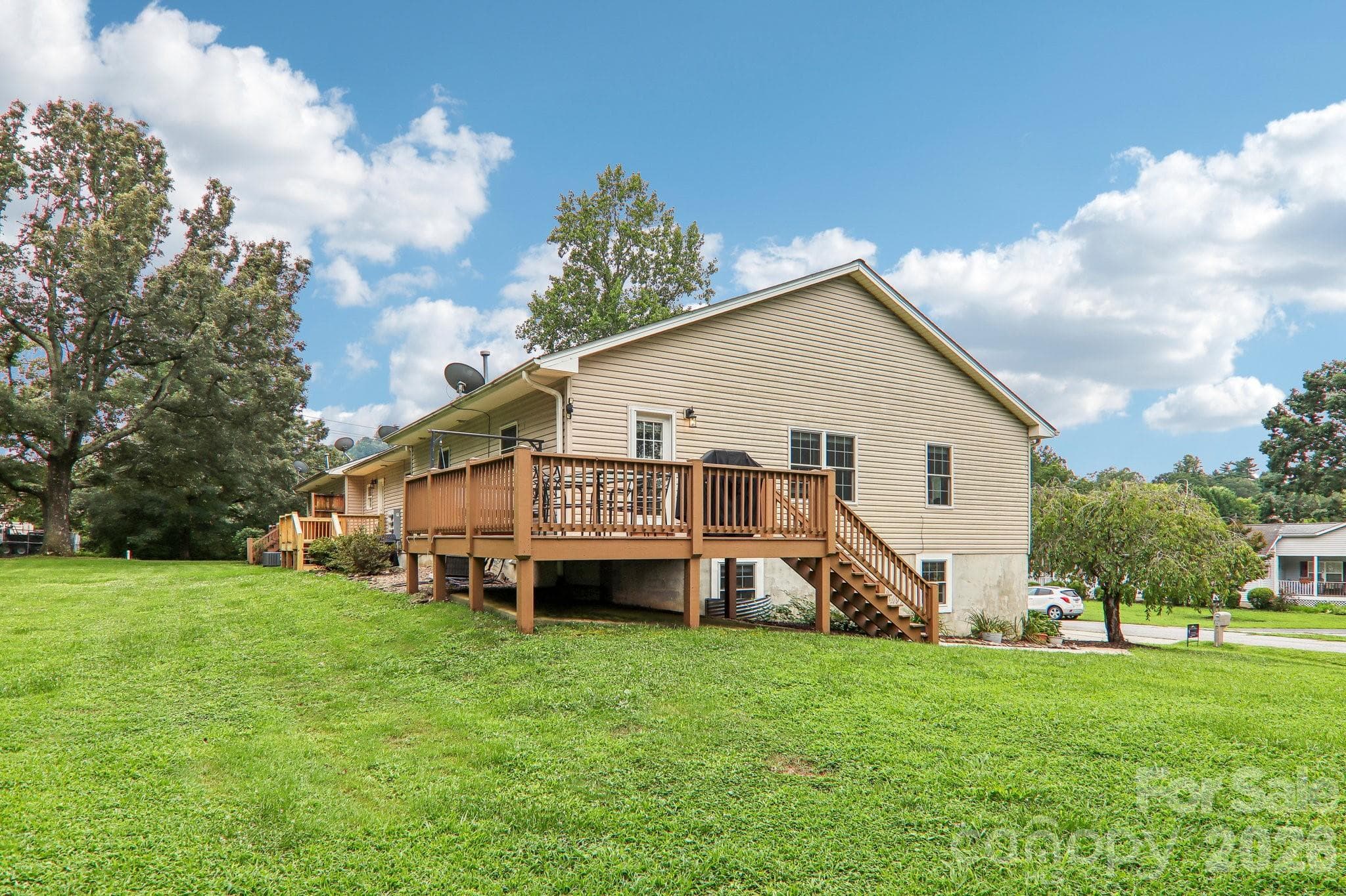 Condominium at 3311 Sandy Drive, Hendersonville, photo 33 of 40