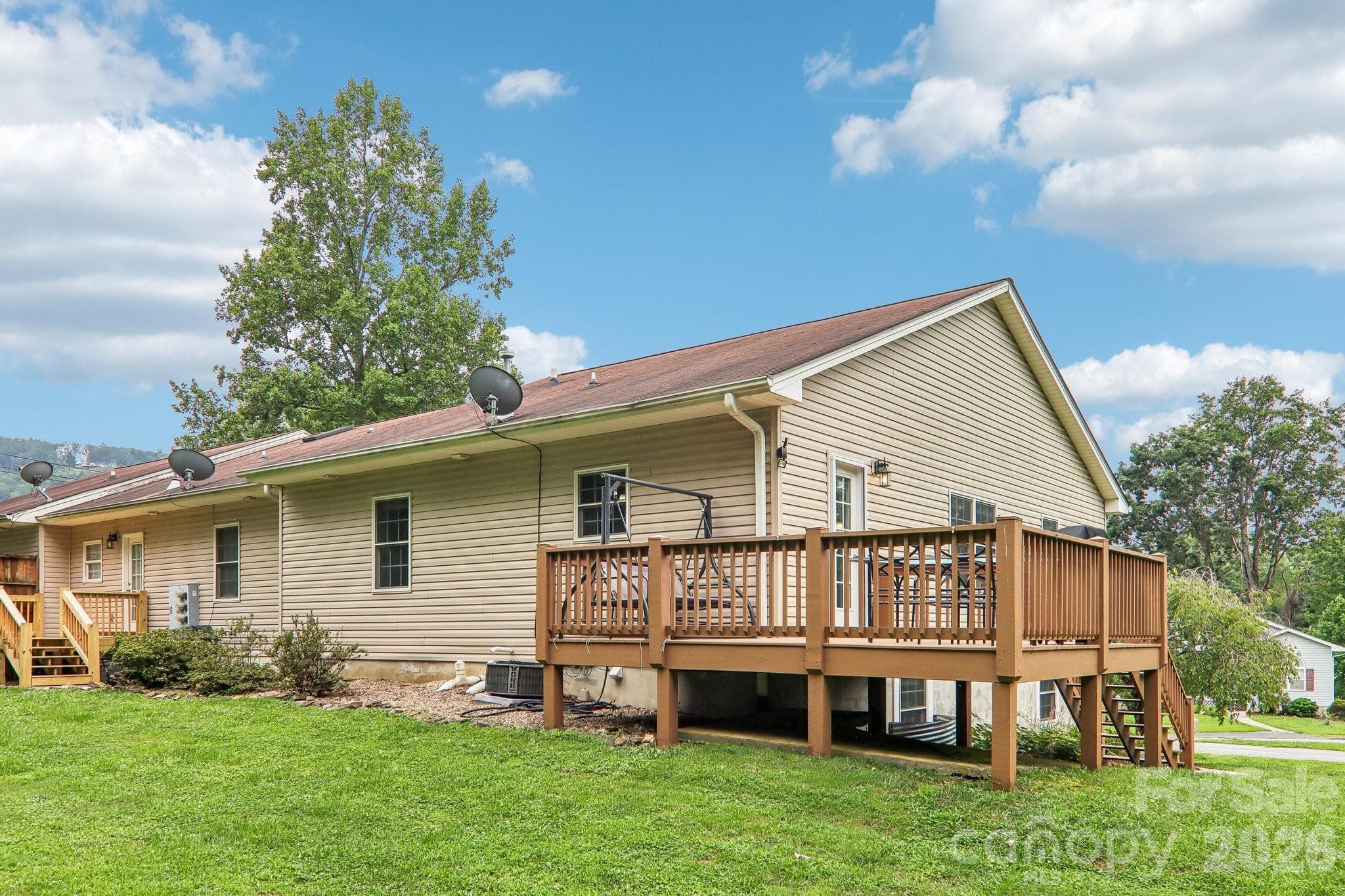 Condominium at 3311 Sandy Drive, Hendersonville, photo 35 of 40
