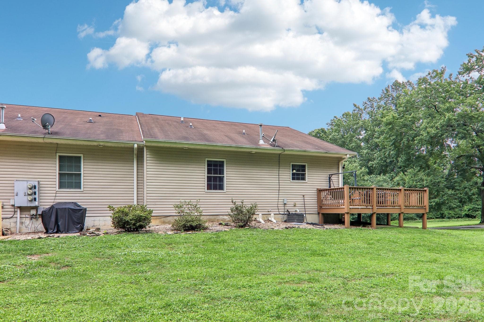 Condominium at 3311 Sandy Drive, Hendersonville, photo 36 of 40