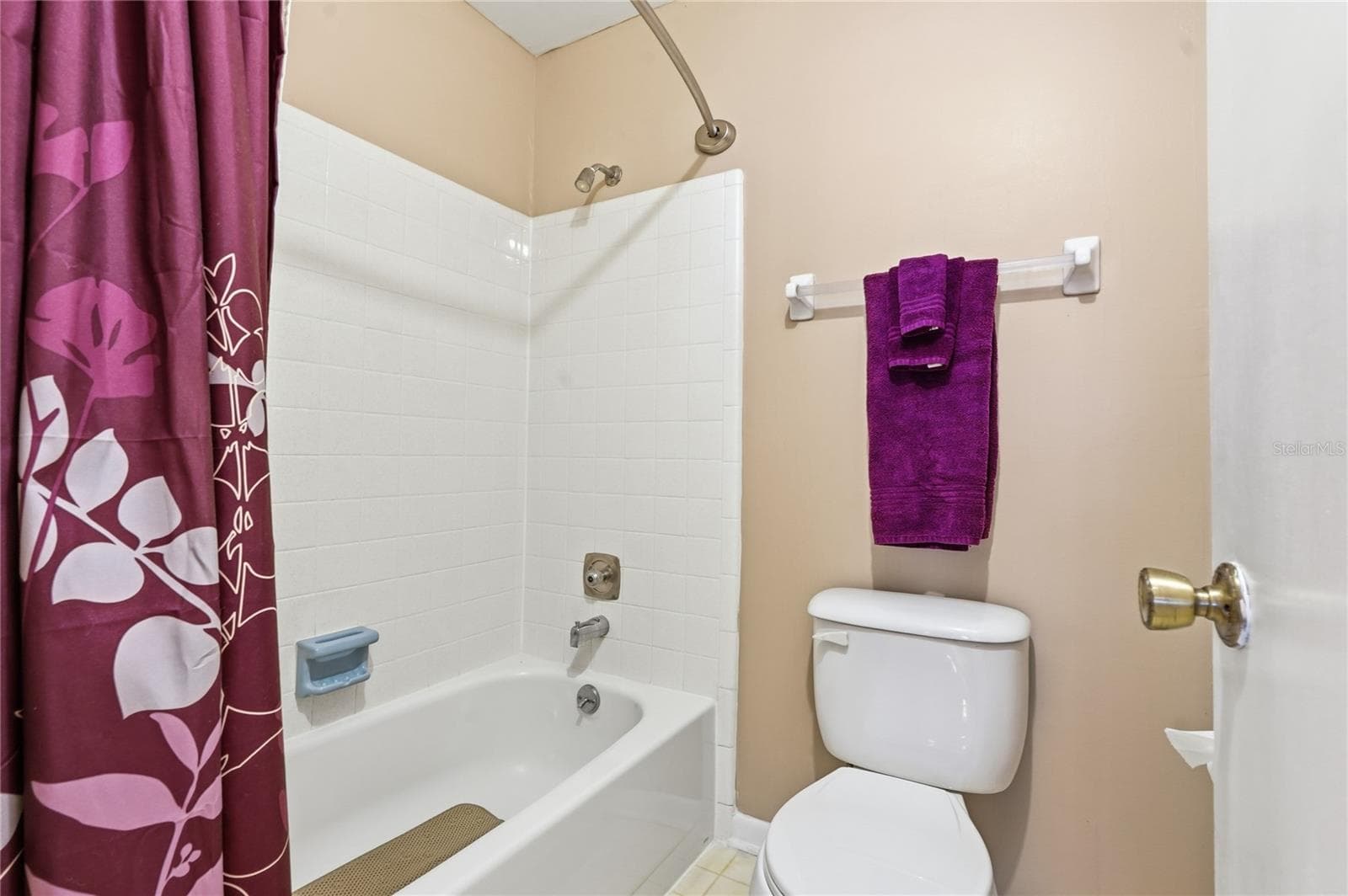 Bathroom 1 2nd Floor - 805 WESTWIND LN, FERN PARK