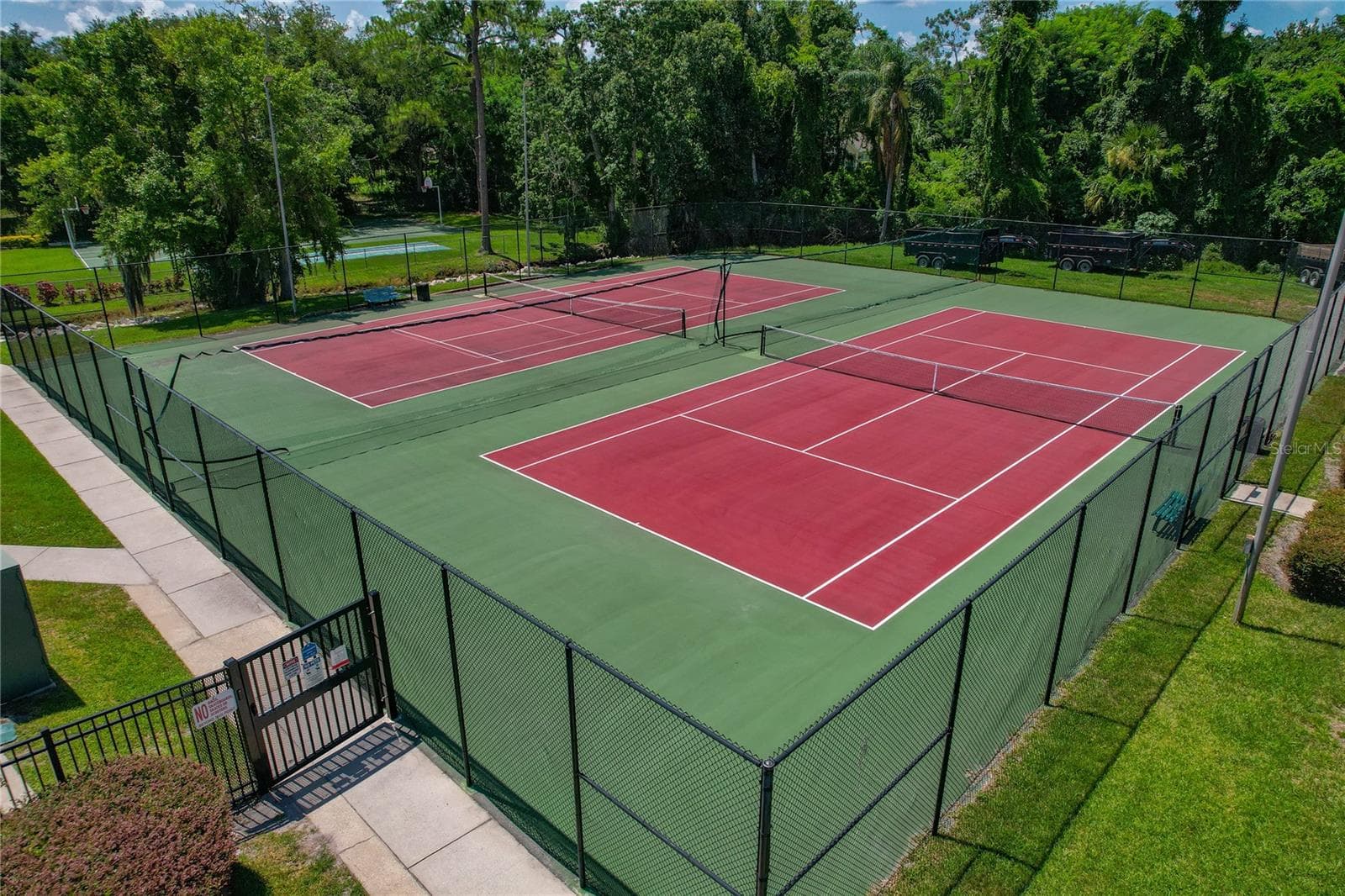 Tennis Courts - 805 WESTWIND LN, FERN PARK