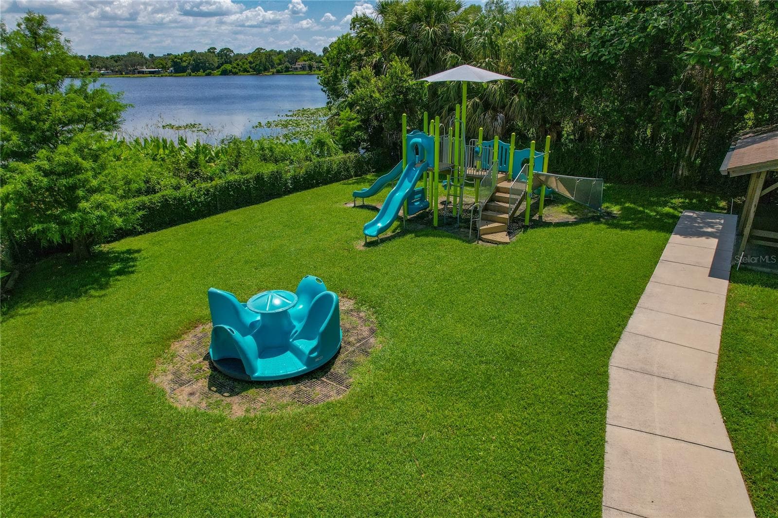 Play Gound - 805 WESTWIND LN, FERN PARK