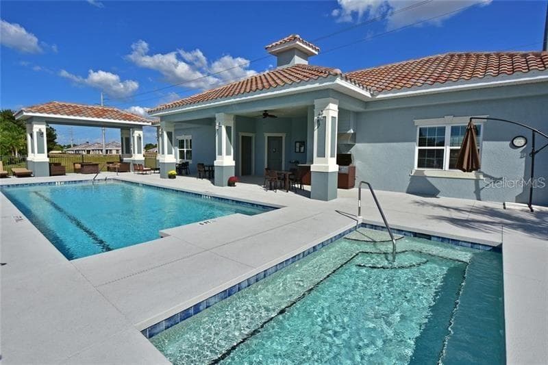 Villa at 1418 CALLE GRAND ST, BRADENTON, photo 10 of 54