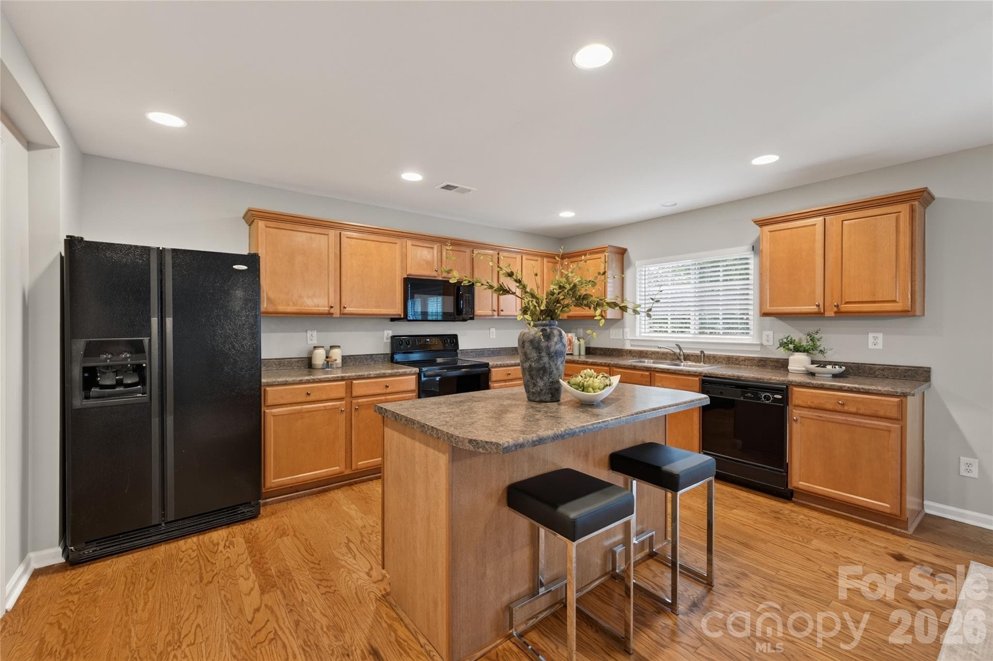 Single Family Residence at 8932 Oransay Way, Charlotte, photo 12 of 39