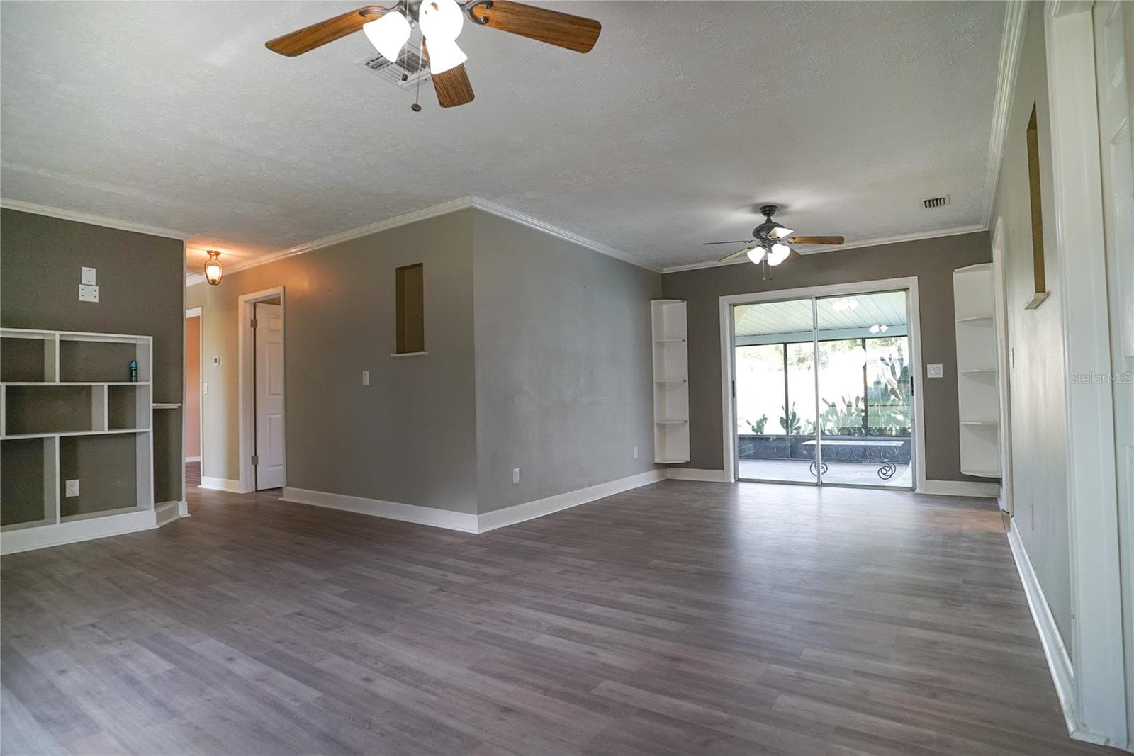 living room with new floor - 3320 LAS BRISAS DR, RIVERVIEW