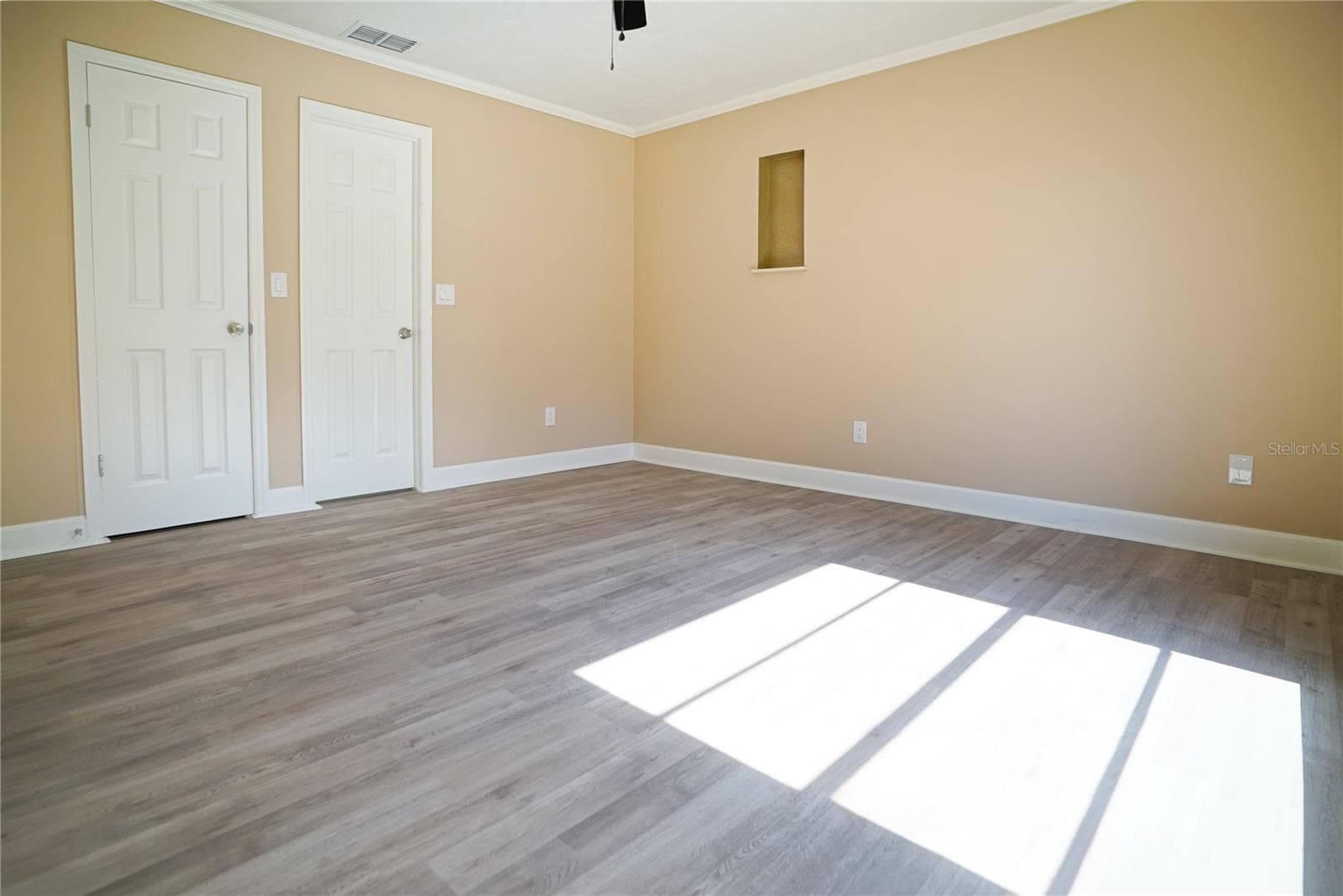 Single Family Residence at 3320 LAS BRISAS DR, RIVERVIEW, photo 8 of 21