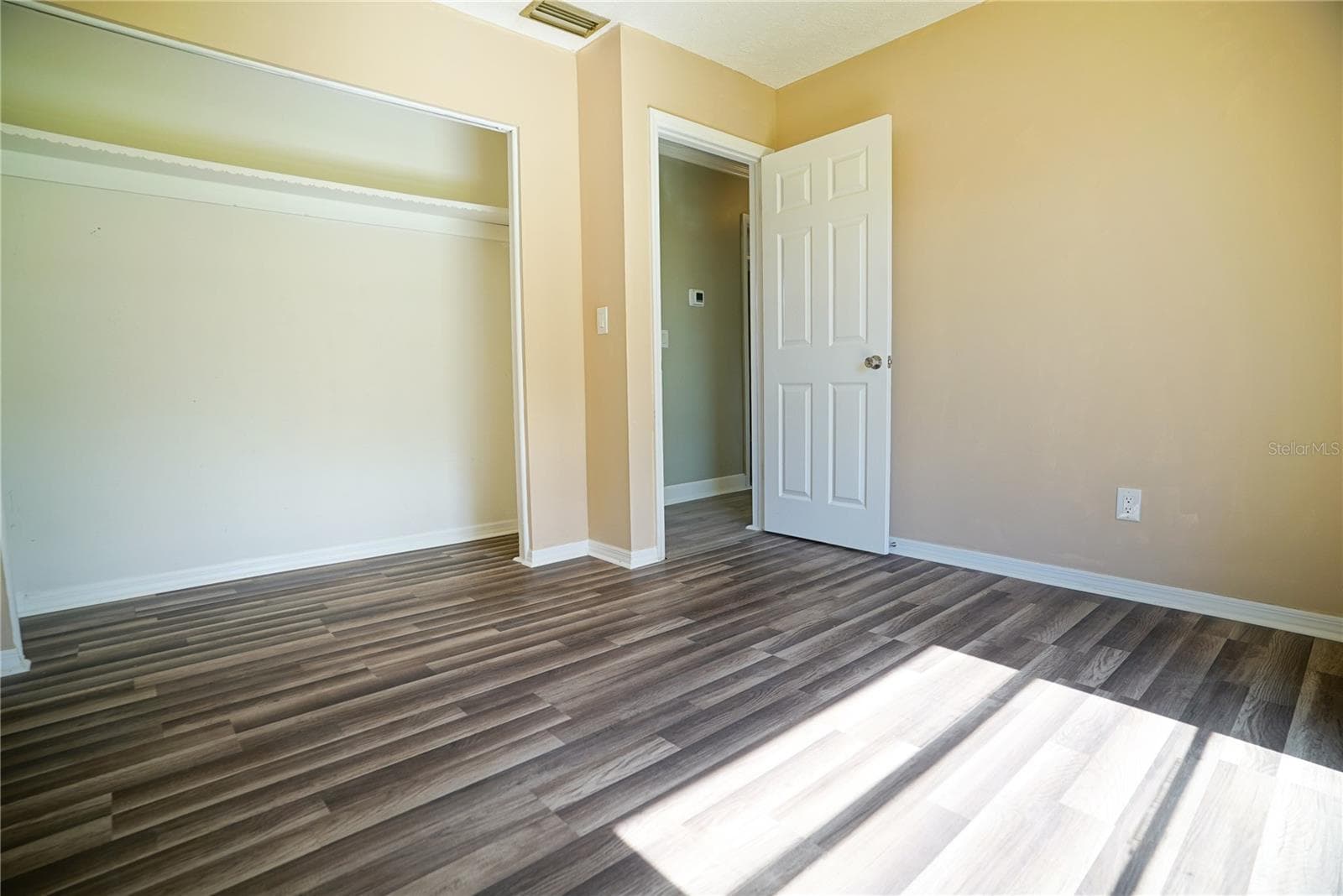 Single Family Residence at 3320 LAS BRISAS DR, RIVERVIEW, photo 11 of 21