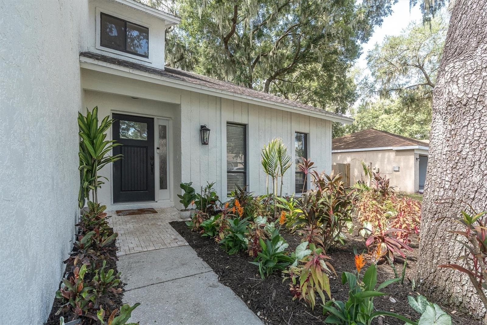 Single Family Residence at 1901 LANDSIDE DR, VALRICO, photo 3 of 50