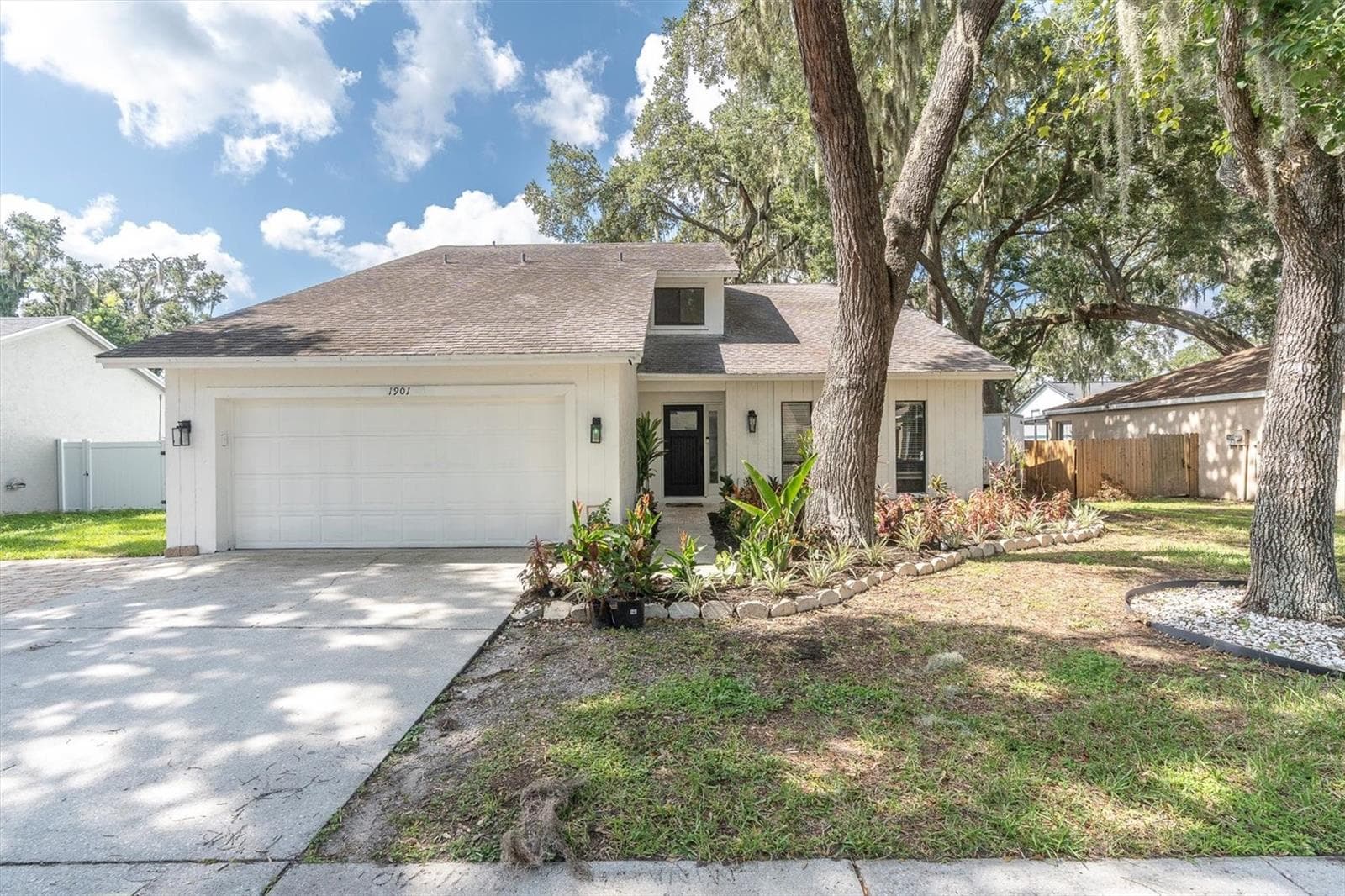 Single Family Residence at 1901 LANDSIDE DR, VALRICO, photo 50 of 50
