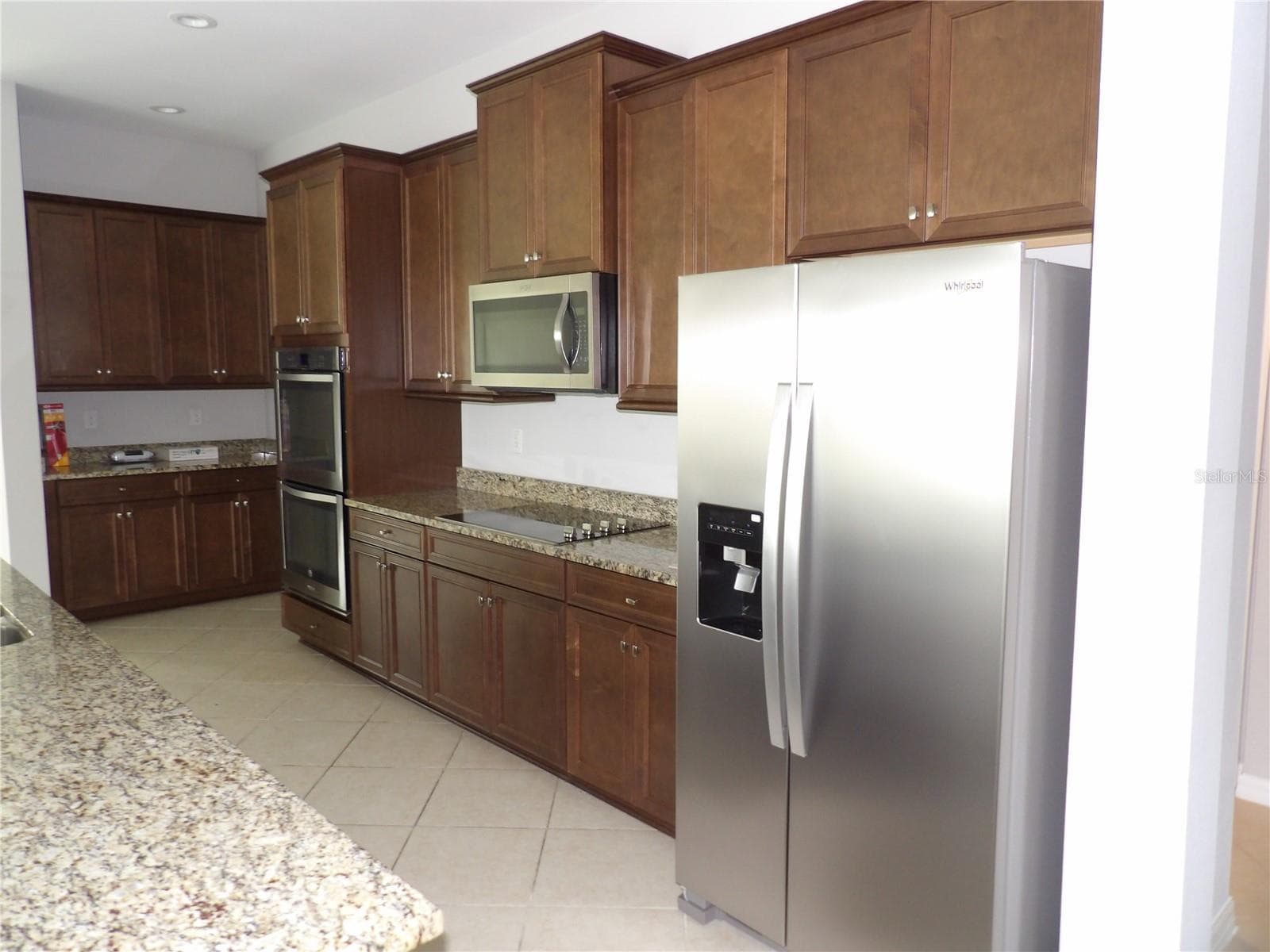 Single Family Residence at 11940 SUNBURST MARBLE RD, RIVERVIEW, photo 5 of 20
