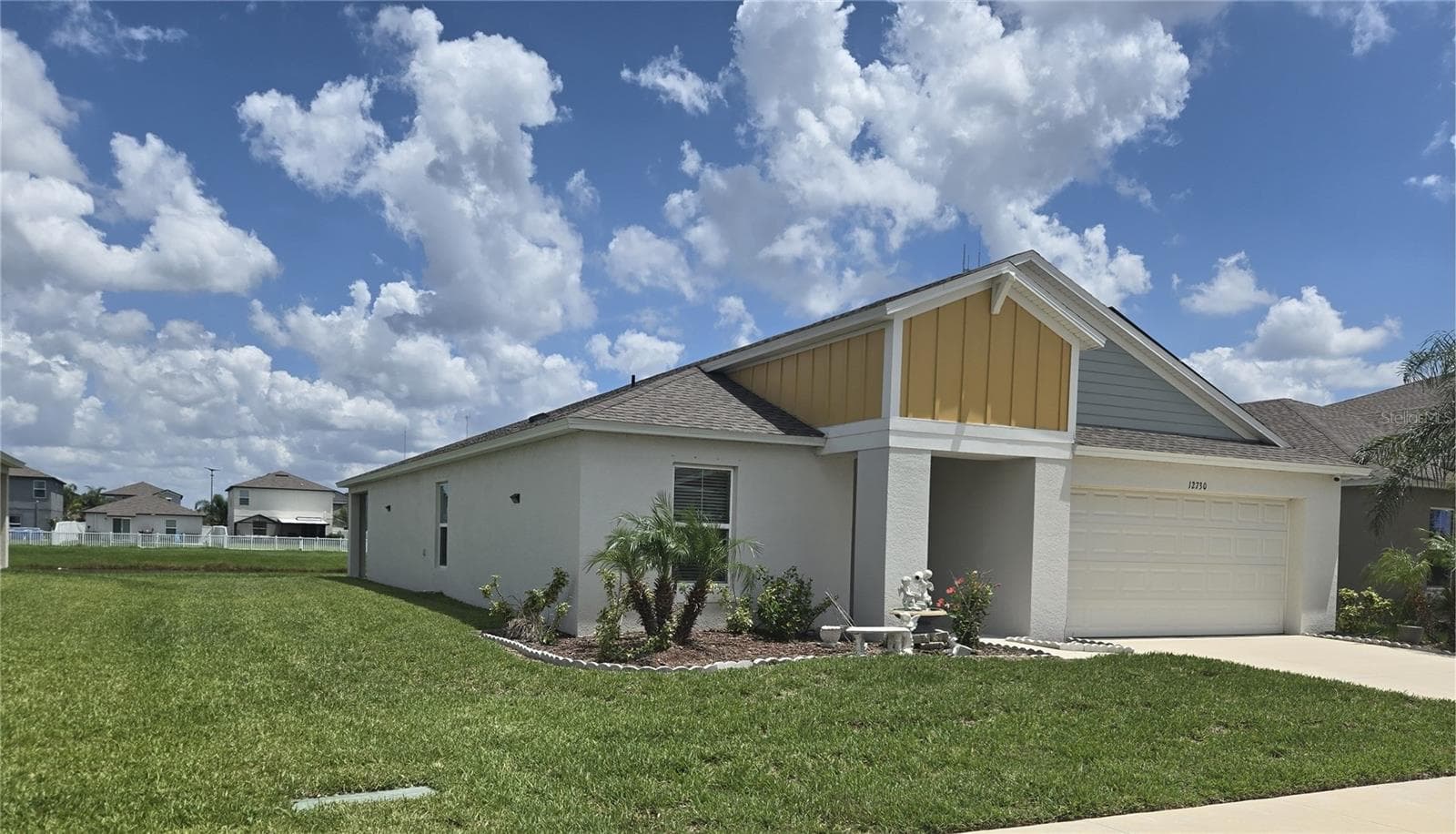 Single Family Residence at 12730 MANGROVE FOREST DR, RIVERVIEW, photo 2 of 42