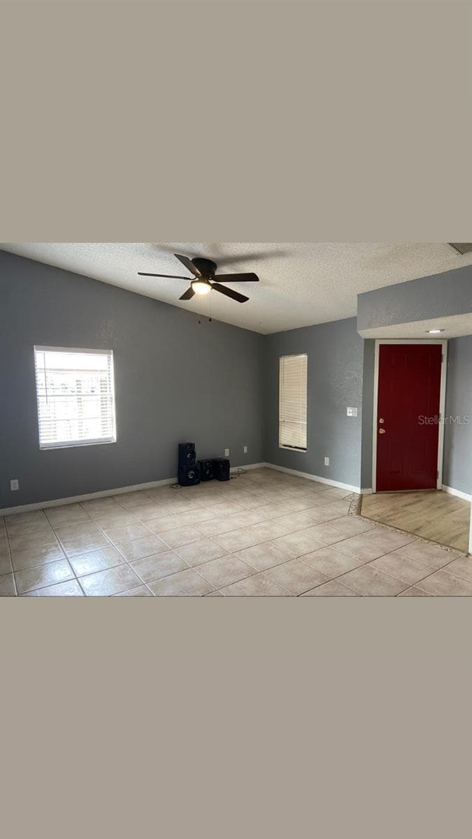 Half Duplex at 4604 FERN PINE DR, ORLANDO, photo 2 of 12
