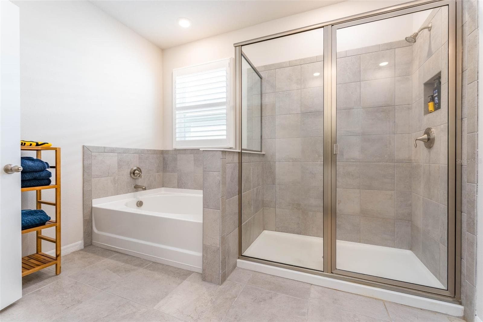 Single Family Residence at 3719 LIVELY CORAL PL, BRADENTON, photo 26 of 63