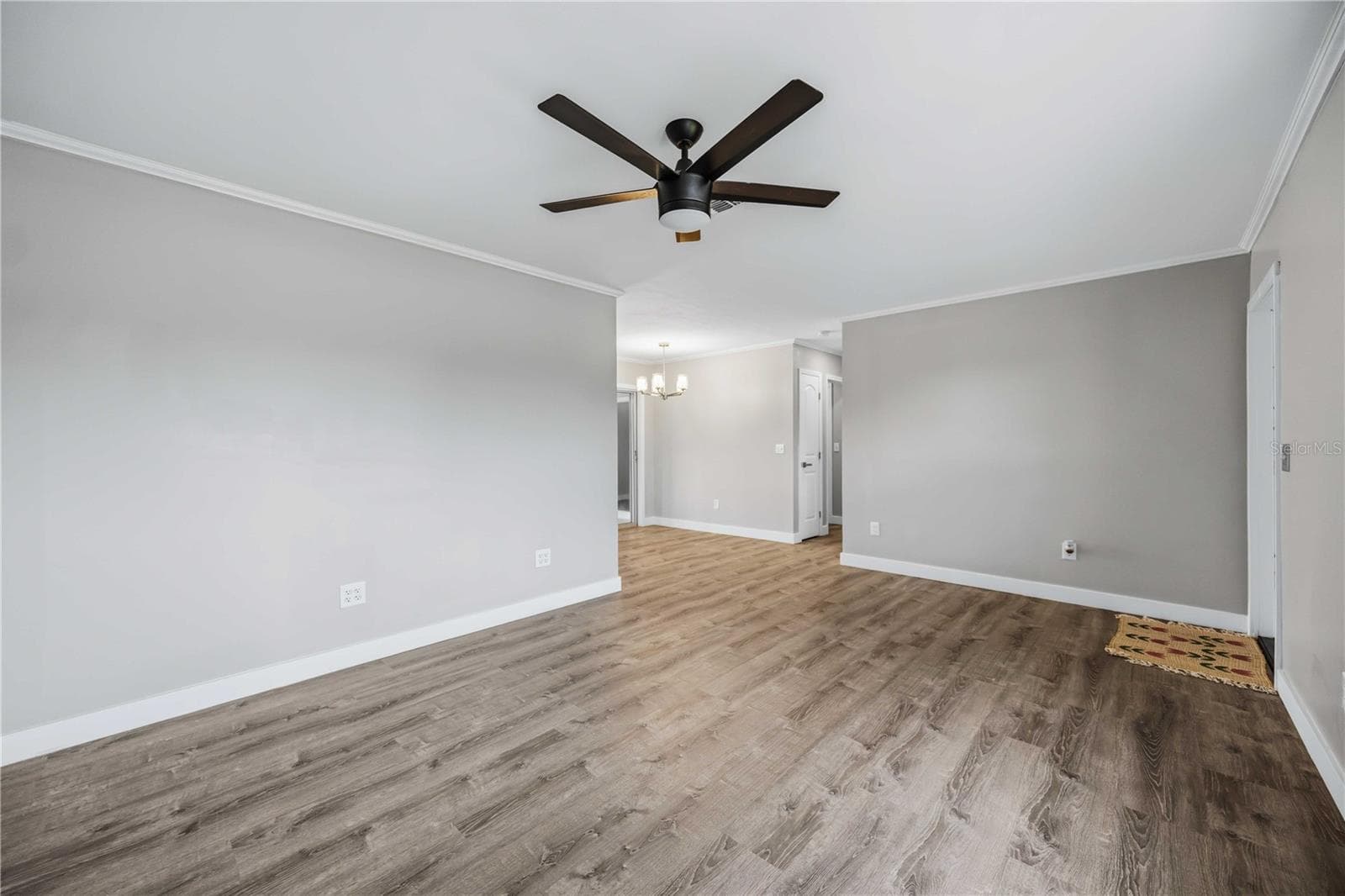 Single Family Residence at 19367 EDGEWATER DR, PORT CHARLOTTE, photo 13 of 33