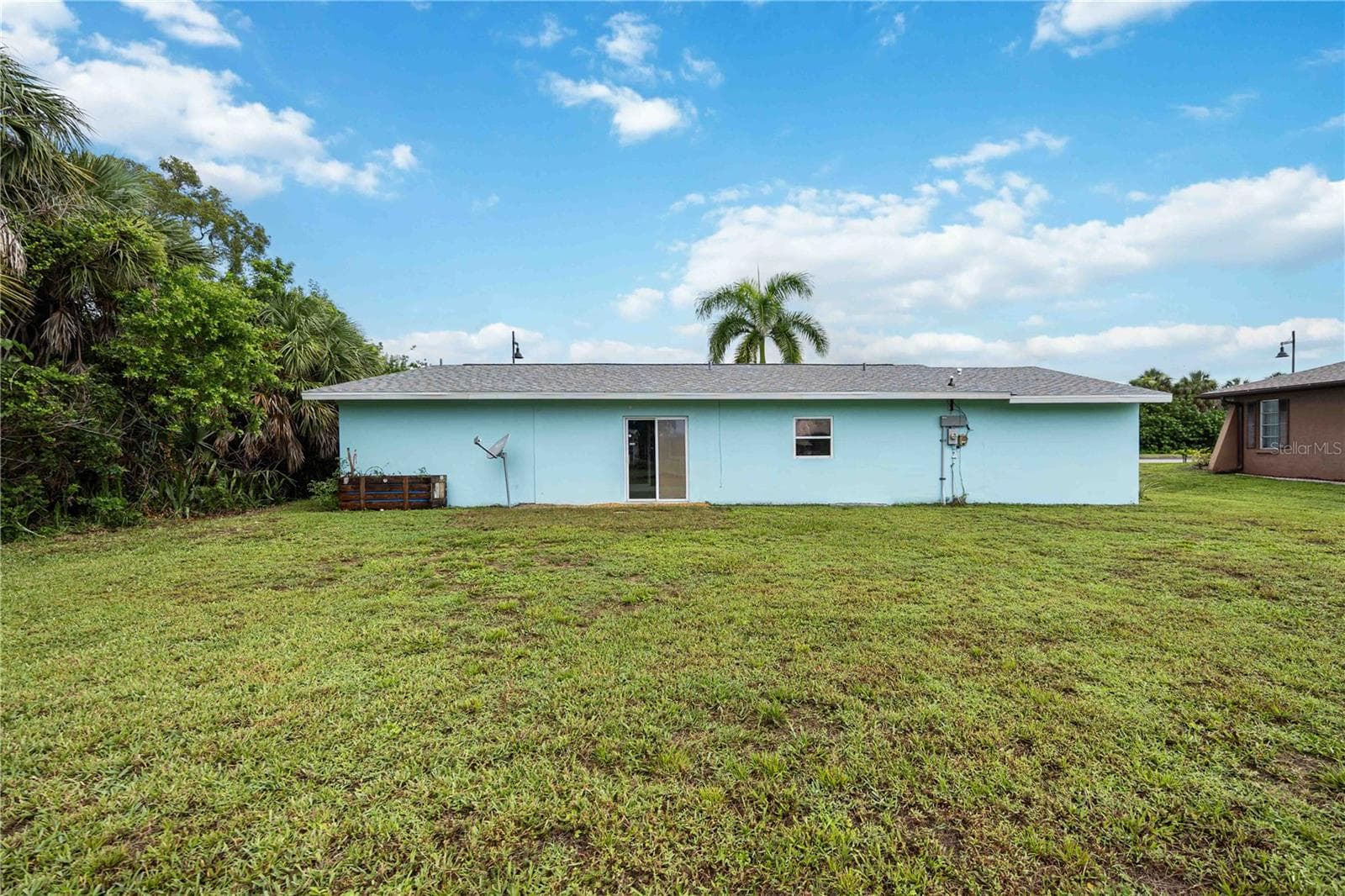 Single Family Residence at 19367 EDGEWATER DR, PORT CHARLOTTE, photo 33 of 33