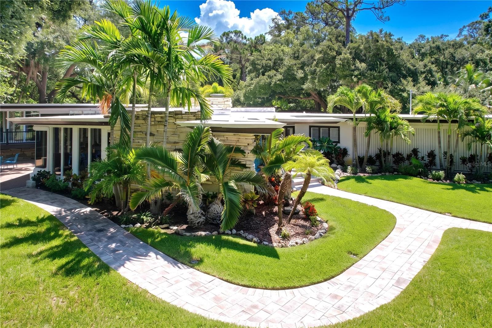 Single Family Residence at 1653 SUNNYBROOK LN, CLEARWATER, photo 12 of 100