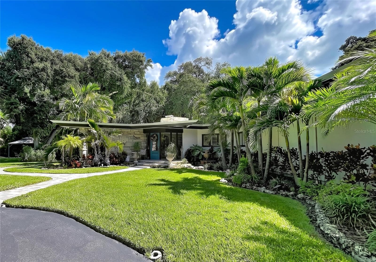 Single Family Residence at 1653 SUNNYBROOK LN, CLEARWATER, photo 14 of 100