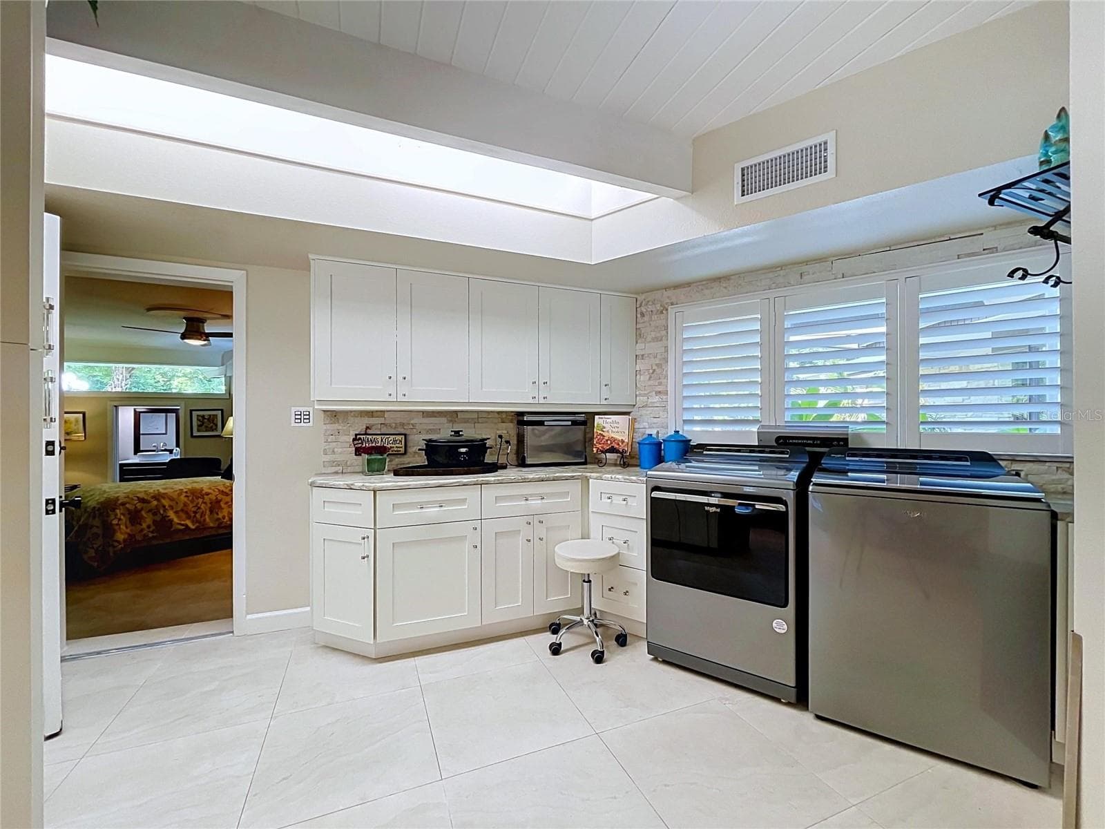 Single Family Residence at 1653 SUNNYBROOK LN, CLEARWATER, photo 66 of 100
