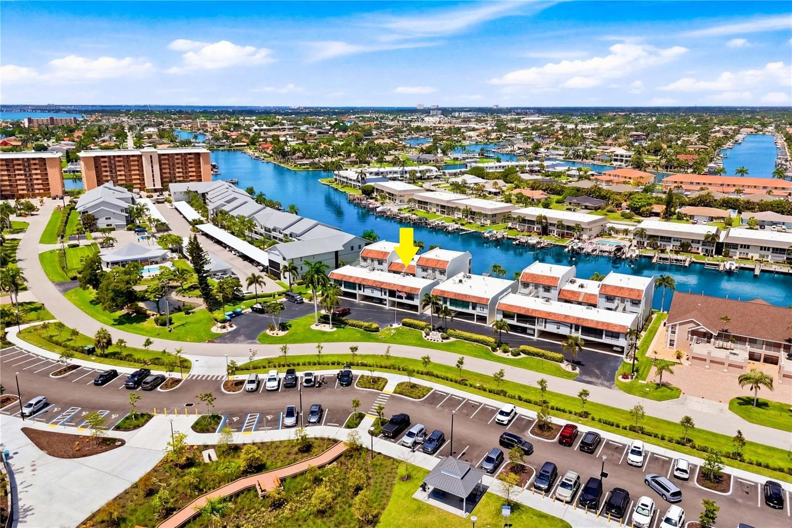 adds tremendous appeal to the neighborhood and makes this not only a WONDERFUL PLACE TO LIVE, but also a SMART INVESTMENT with STRONG EQUITY GROWTH POTENTIAL - 4218 SE 20TH PL #D5, CAPE CORAL