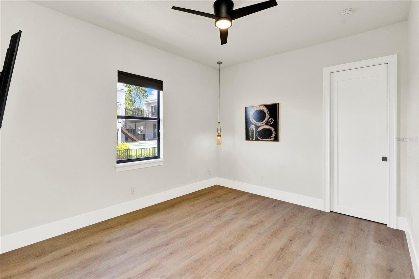 2ND PRIMARY SUITE WITH WALK IN CLOSET - 7720 FICQUETTE RD, WINDERMERE