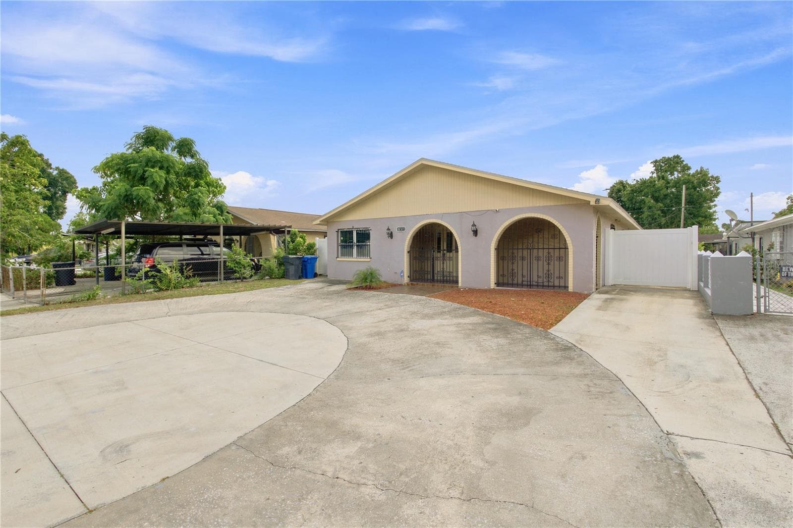 Single Family Residence at 6513 N MANHATTAN AVE, TAMPA, photo 3 of 27