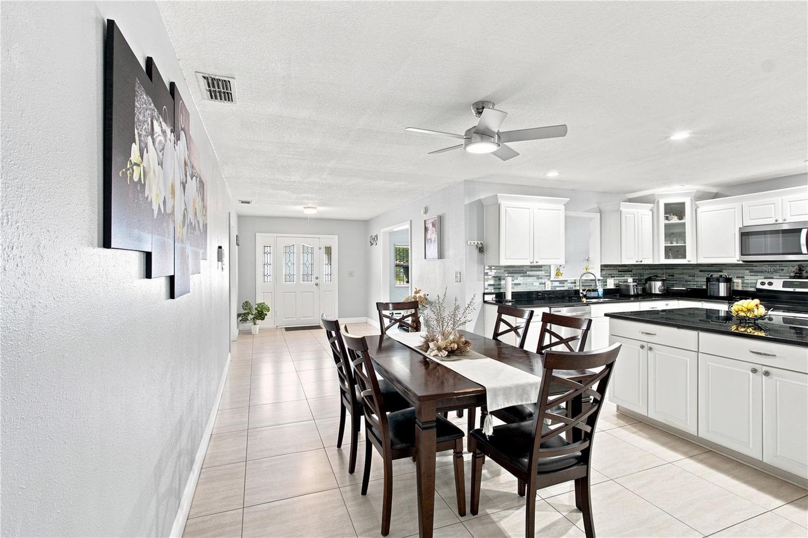 Single Family Residence at 6513 N MANHATTAN AVE, TAMPA, photo 6 of 27