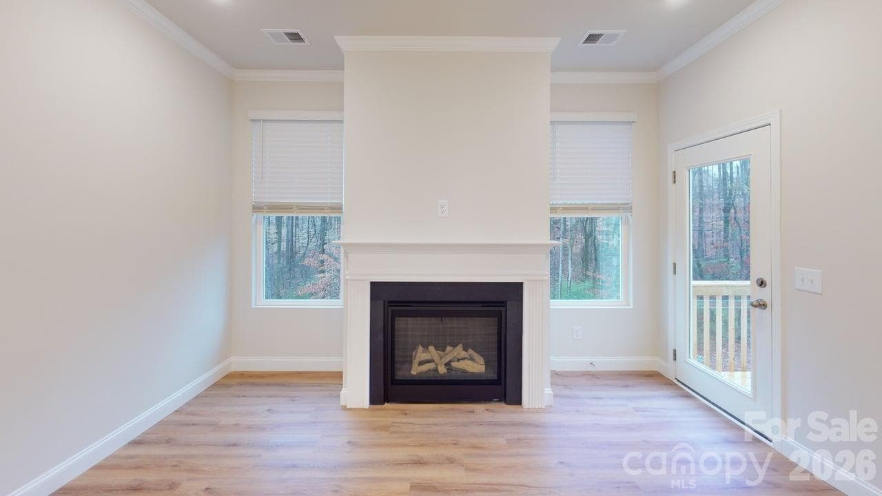 Single Family Residence at 236 Hamrick Road, Gastonia, photo 9 of 36